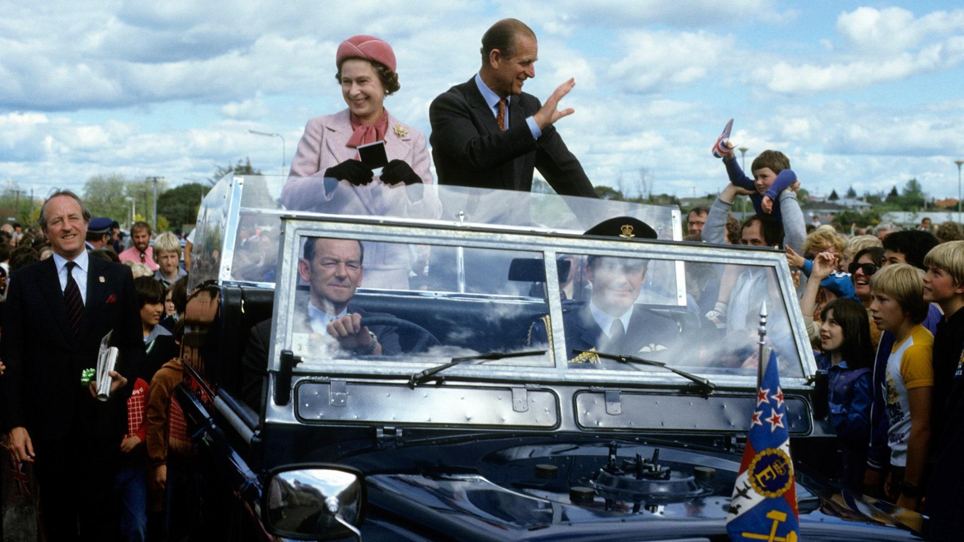 1920x1080 The royal family's car collection is their crowning glory