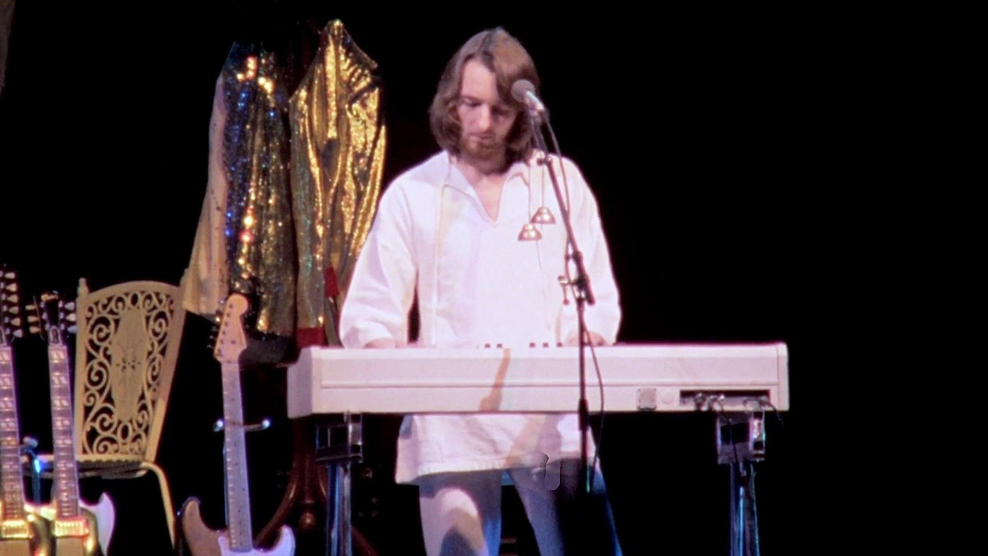 1920x1080 Fool's Overture (live)