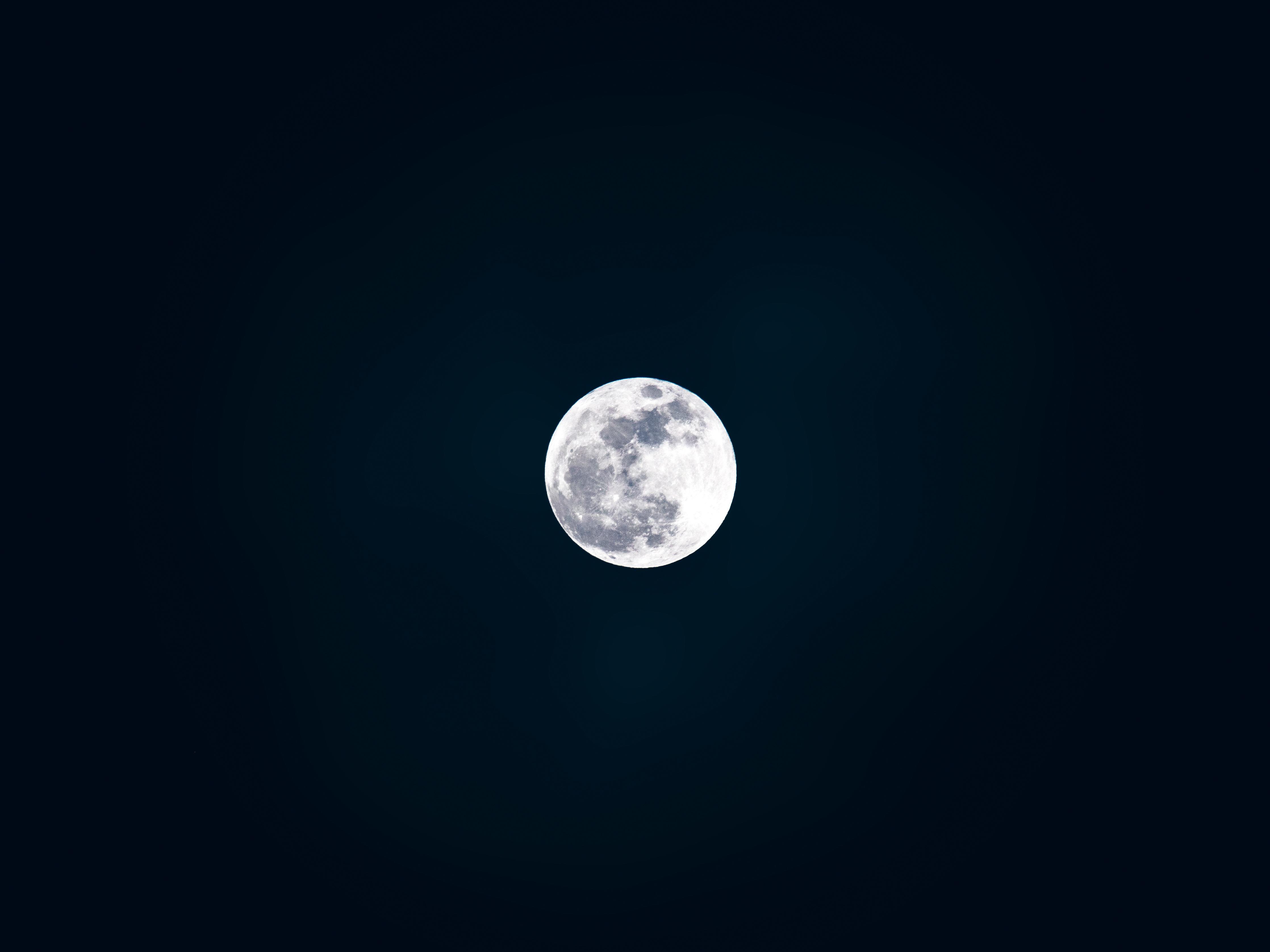 4472x3354 Earthquakes aren't affected by moon phases nor by time of year, new study demonstrates
