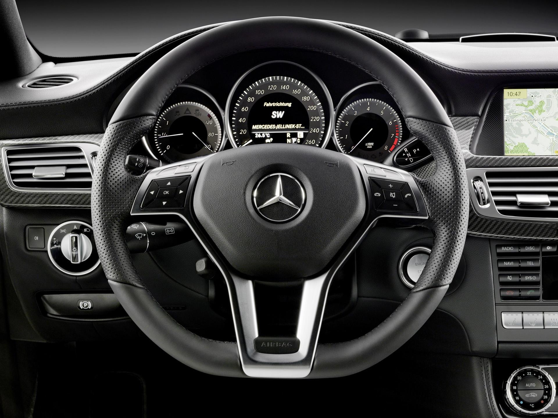 1920x1440 Mercedes Benz CLS Wheel