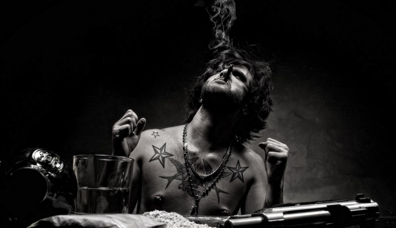 1336x768 man, tattoo, cigar HD Laptop Wallpaper, HD Man 4K Wallpaper