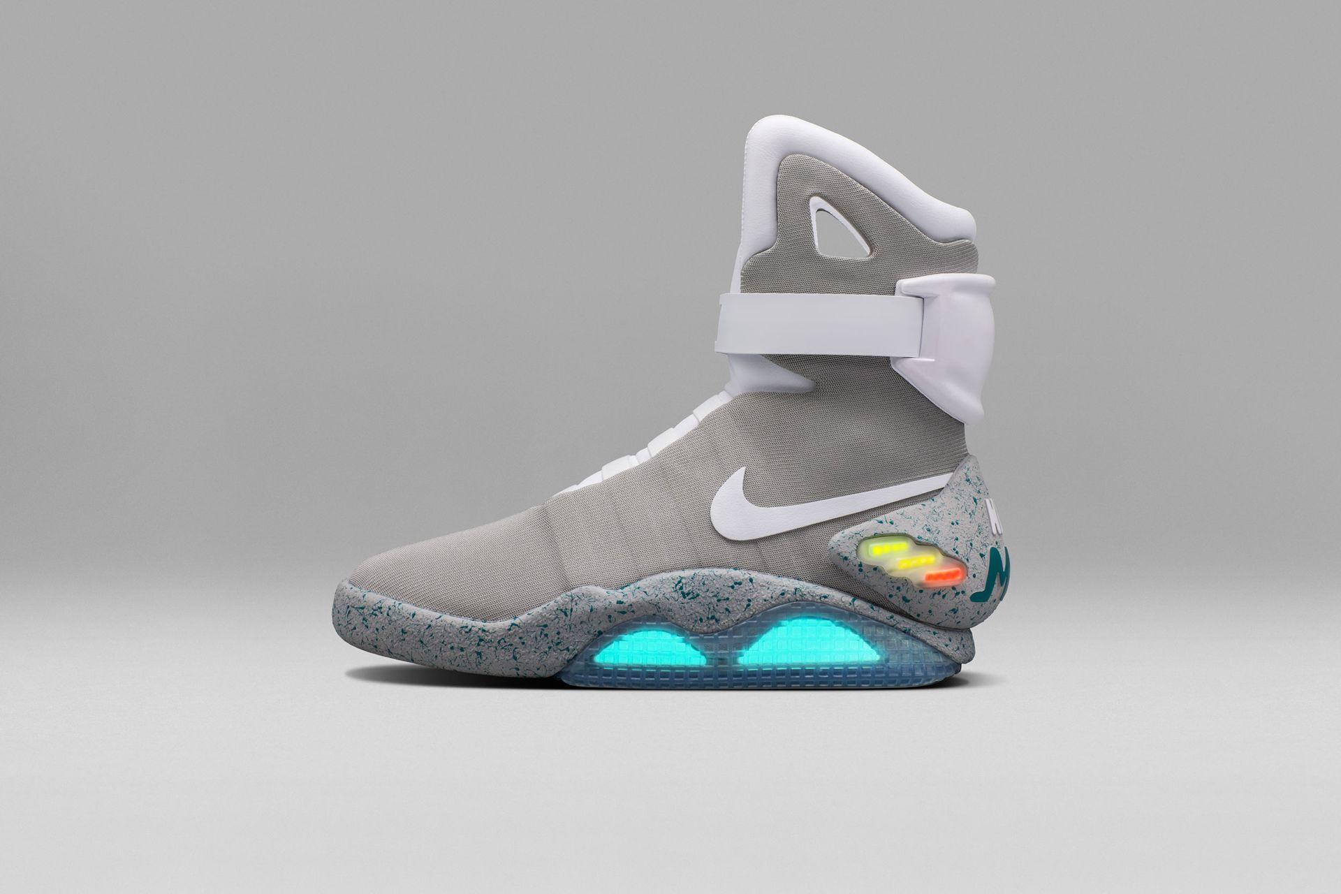 1920x1280 Nike Mags: how to get a pair of Nike Mag sneakers and trainer review