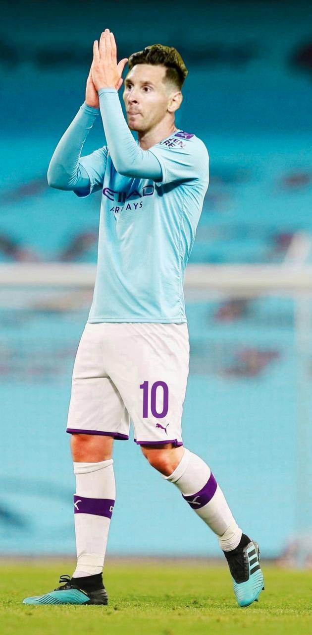 630x1280 Messi in Mancity wallpaper