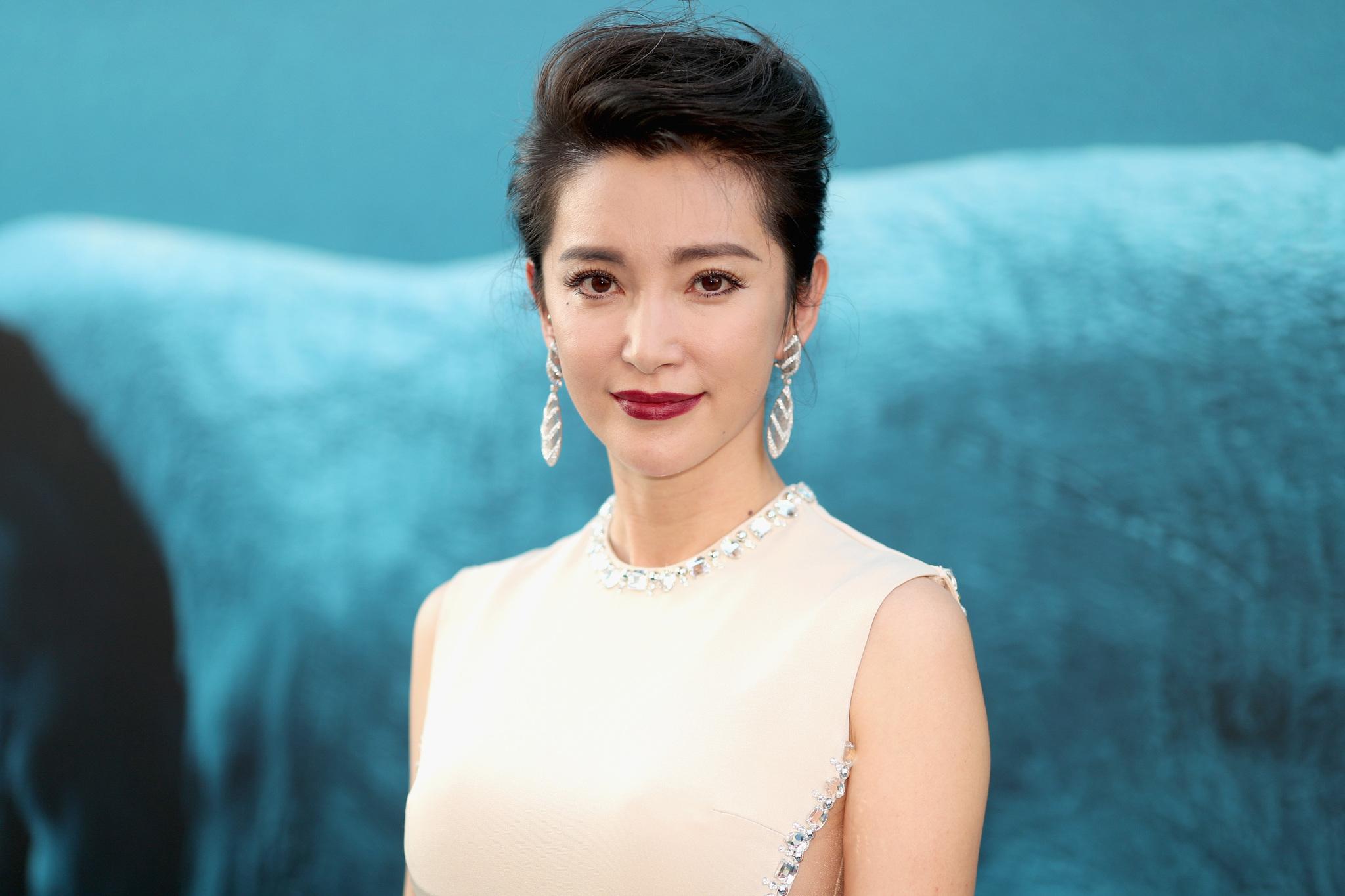 2048x1365 Bingbing Li