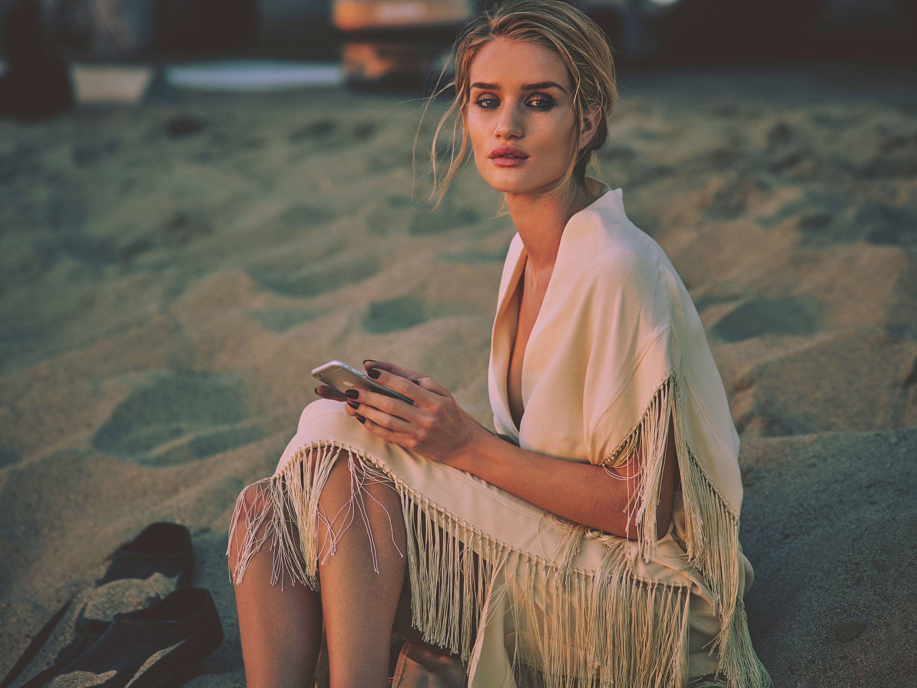 3000x2249 Rosie Huntington Whiteley Macbook Pro Retina Wallpaper, HD Celebrities 4K Wallpaper, Image, Photo and Background