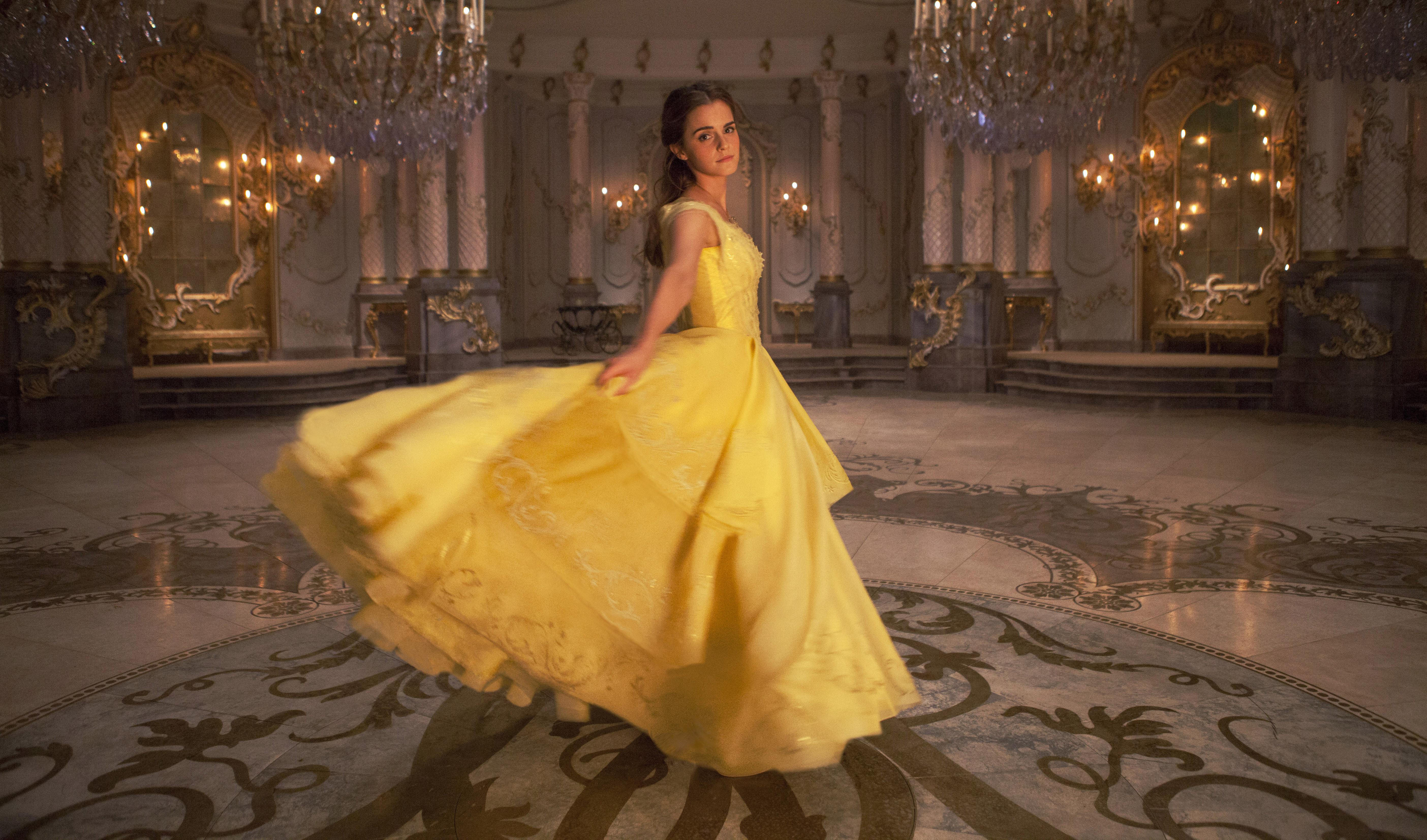 5616x3307 In Case You Missed It: BEAUTY AND THE BEAST Photo Are Here Are Movie Geeks