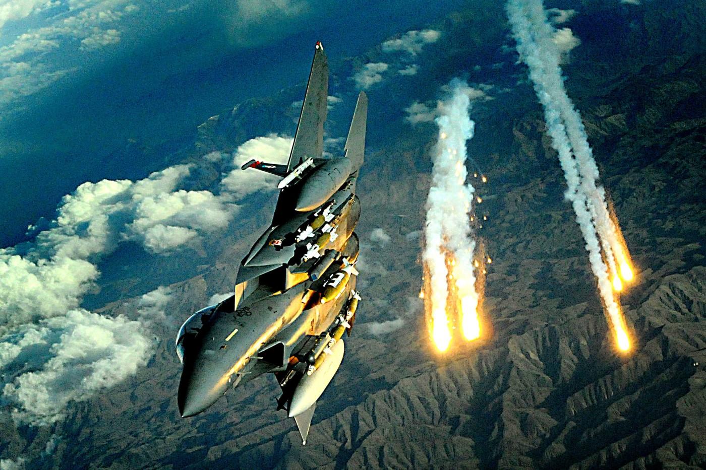 1400x933 Ian Roxborough: Future of War Futures We Want: Global Sociology and the Struggles for a Better World