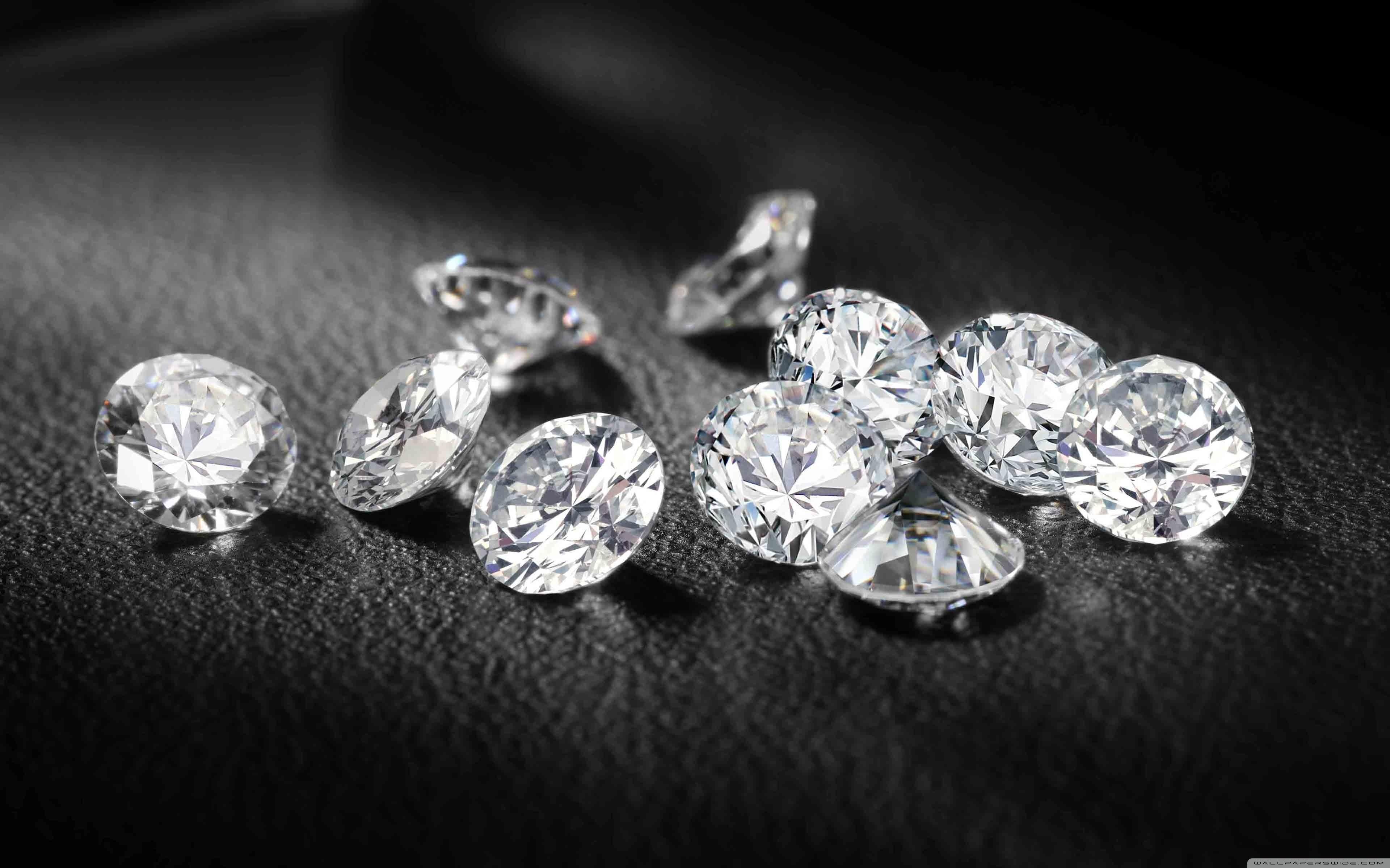 3840x2400 A handful of diamonds on the black leather wallpaper and image, picture, photo