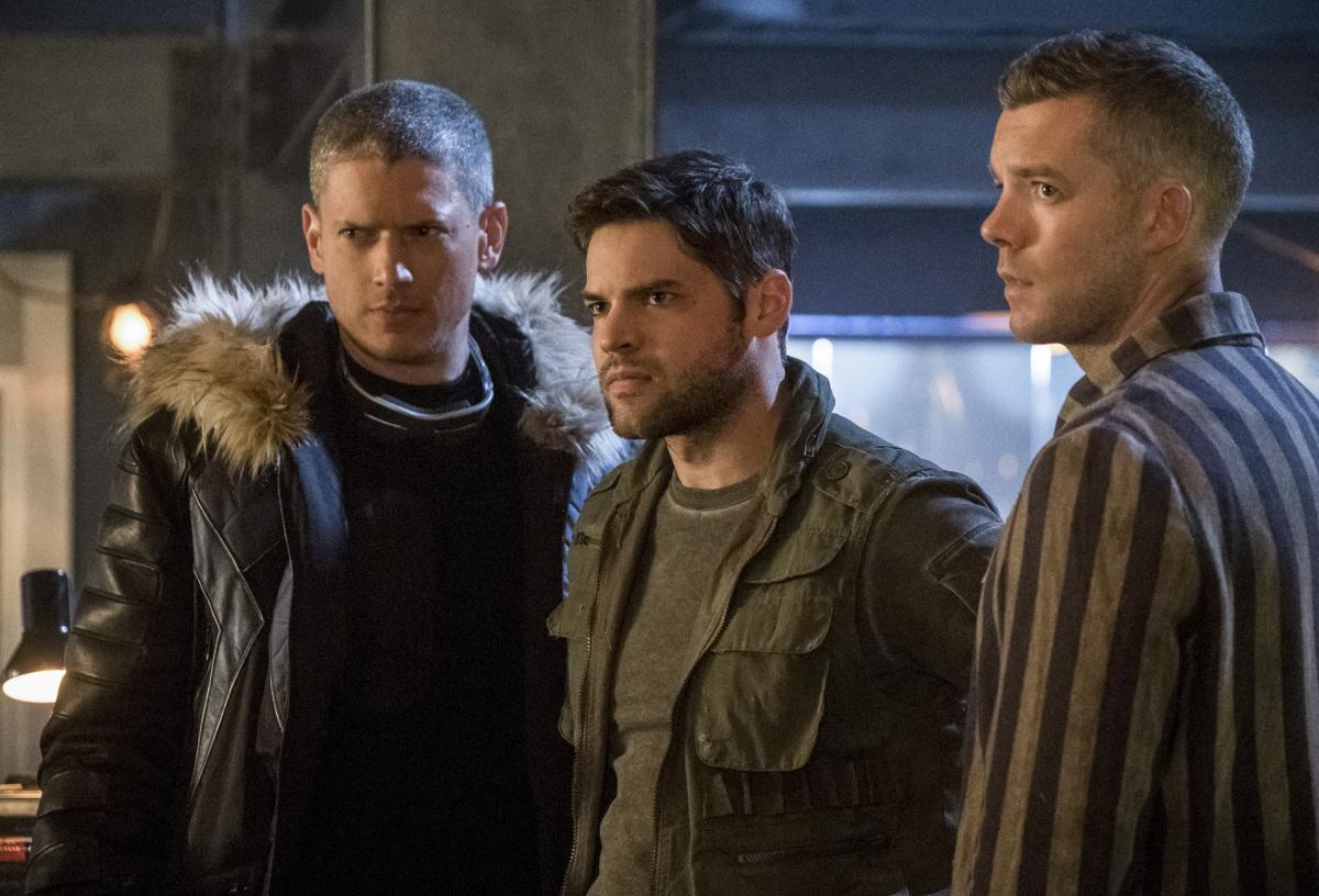 1200x816 The Flash Crisis On Earth X, Part 3 (TV Episode 2017)