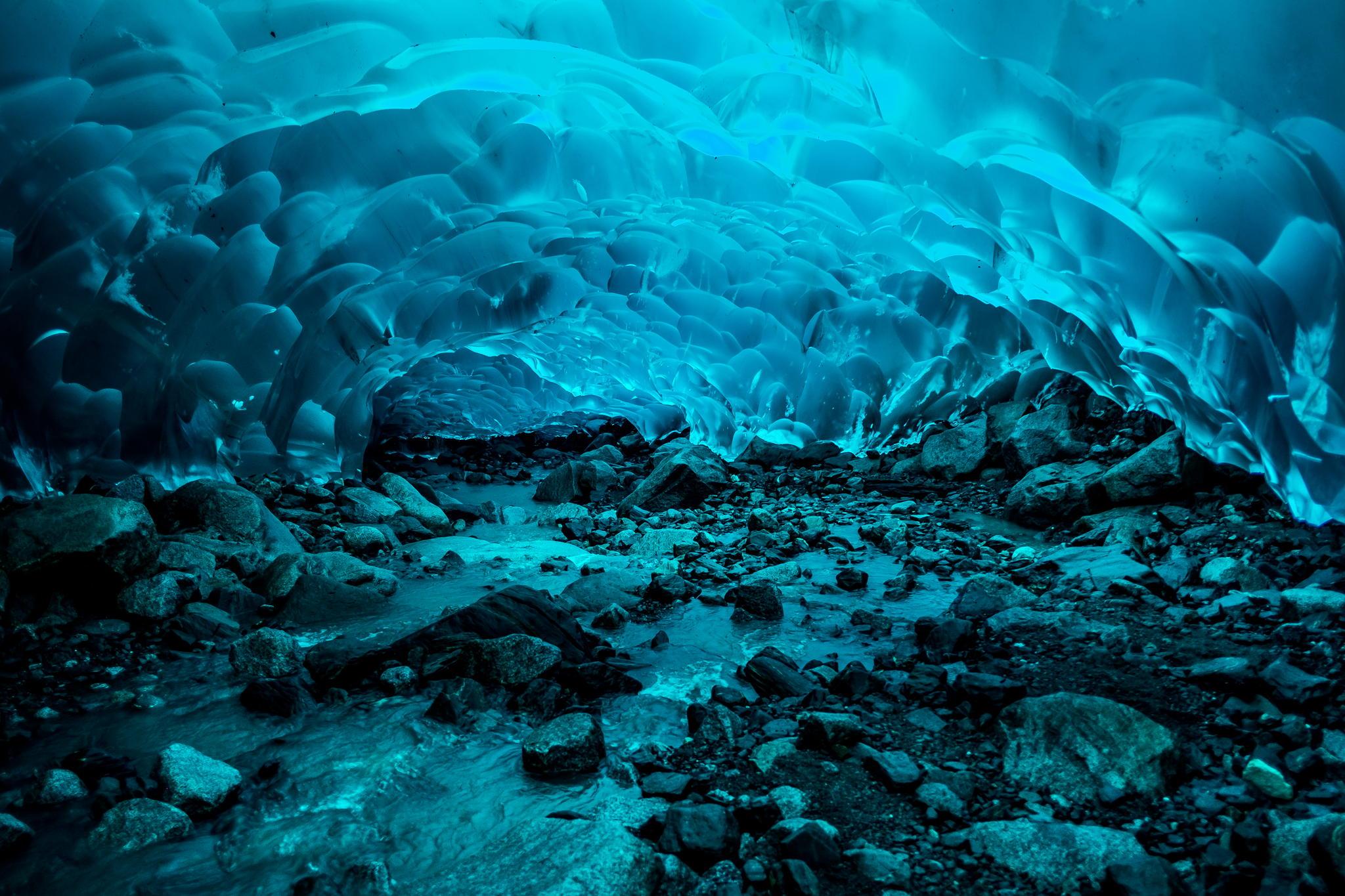 2048x1365 Mendenhall Ice Caves