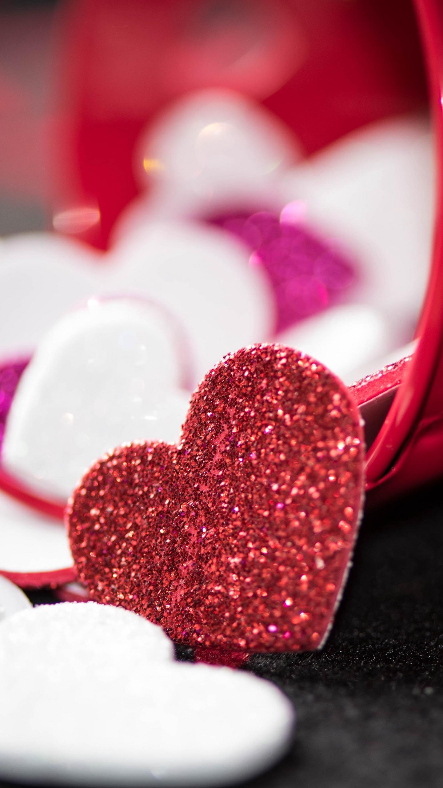 1440x2560 Glitter Heart Wallpaper