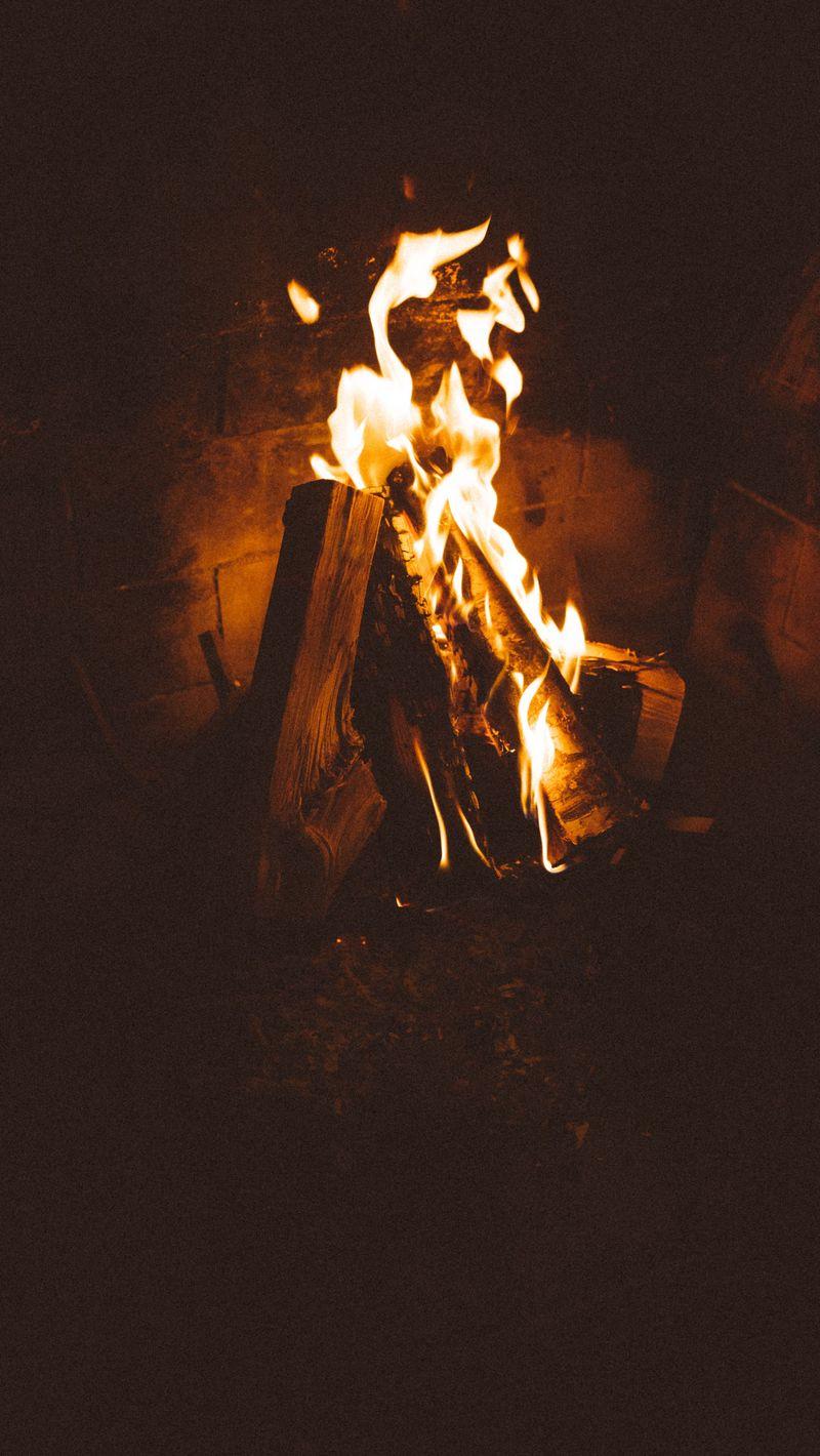 Fireplace iPhone Wallpapers - Top Free Fireplace iPhone Backgrounds ...