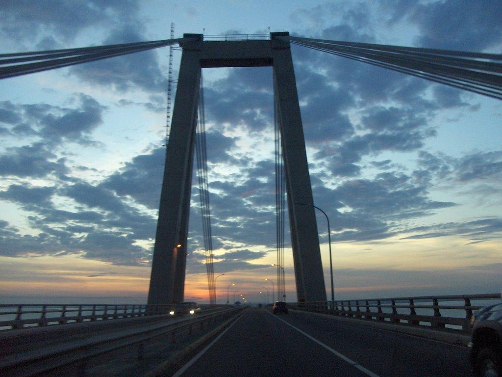 1024x768 Puente sobre el Lago de Maracaibo