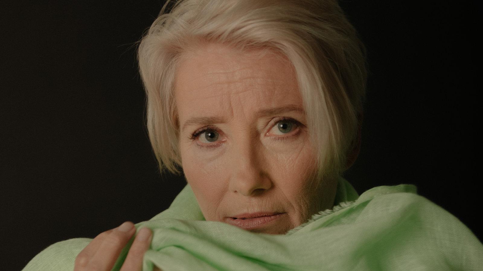 1600x900 Emma Thompson Gets a Shock