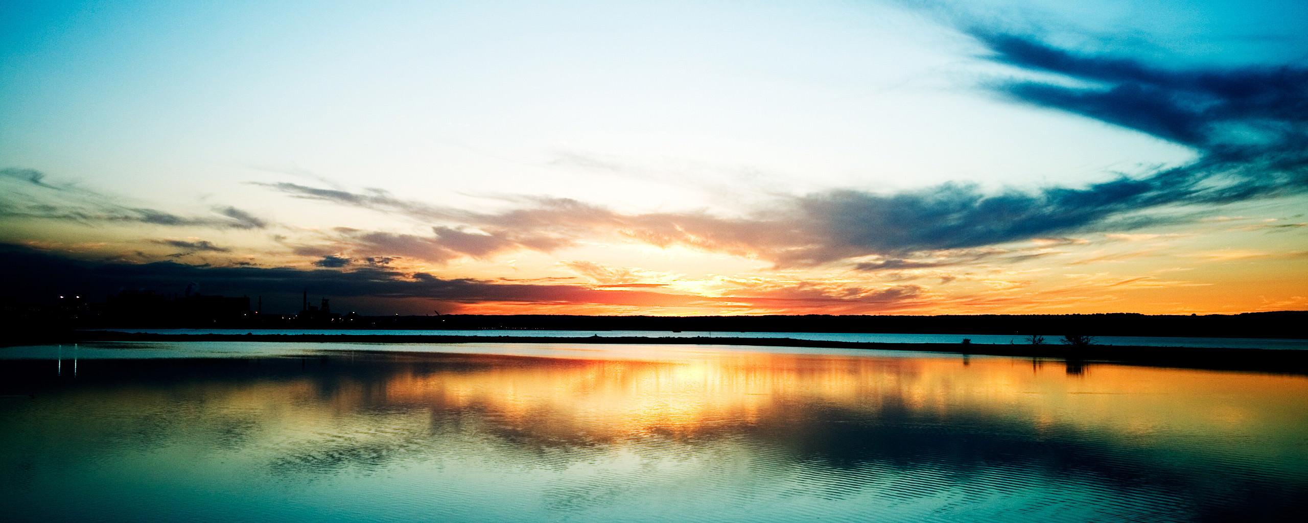 2560x1024 Free Dual Display Wallpaper For Desktop Download