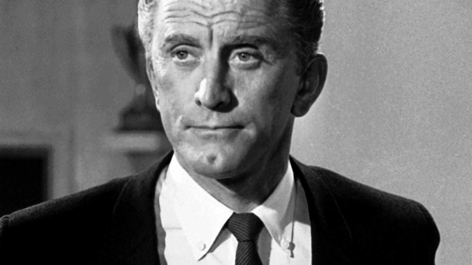 1600x900 Kirk Douglas, longtime influential movie star, dies