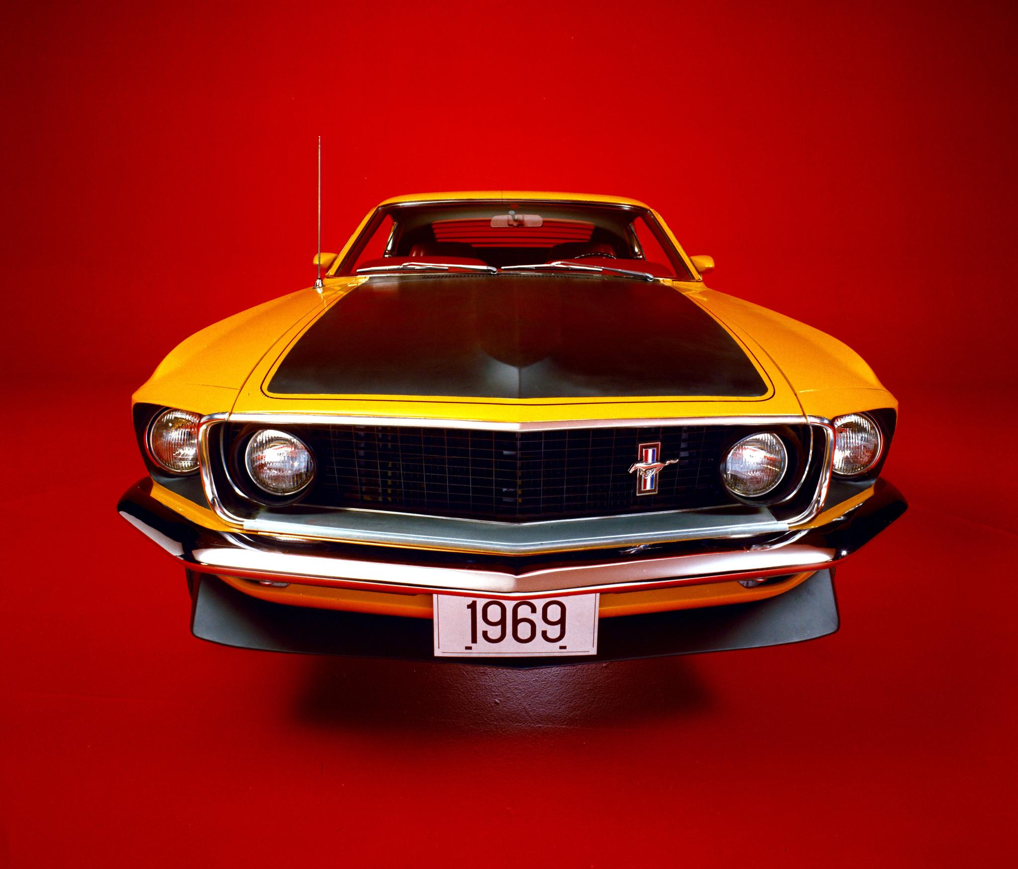 2048x1748 Ford Mustang BOSS 302 Wallpaper