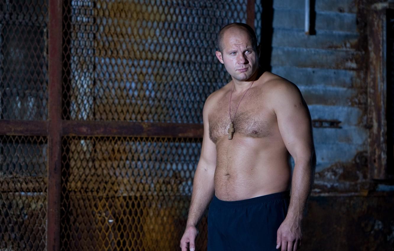 1332x850 Wallpaper look, background, Fighter, Fedor Emelianenko, training, Russian, the last Emperor image for desktop, section спорт