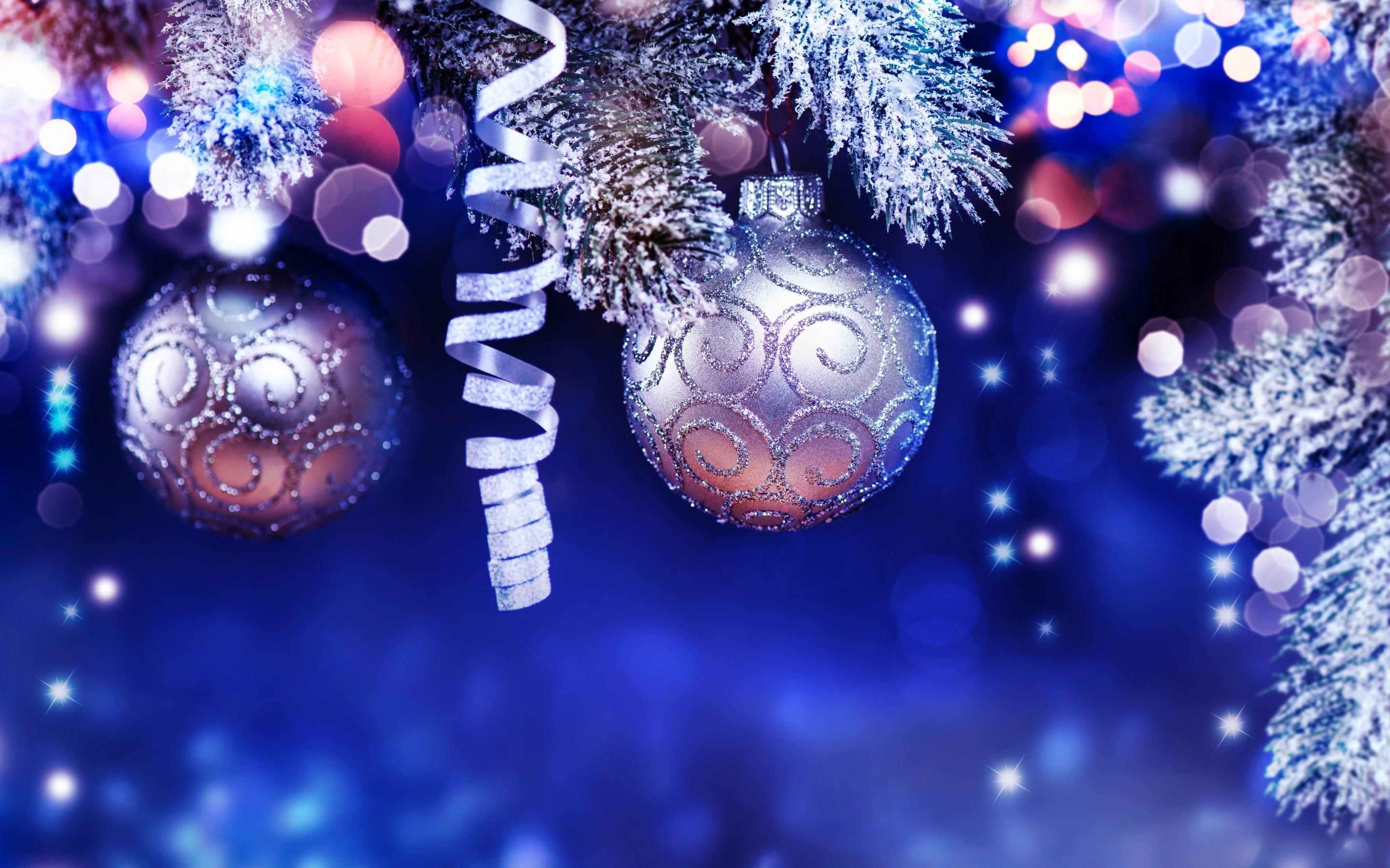 2880x1800 Download wallpaper New Year, Blue Christmas background, decoration, silver Christmas balls, silver ribbons, Christmas for desktop with resolution 2880x1800. High Quality HD picture wallpaper