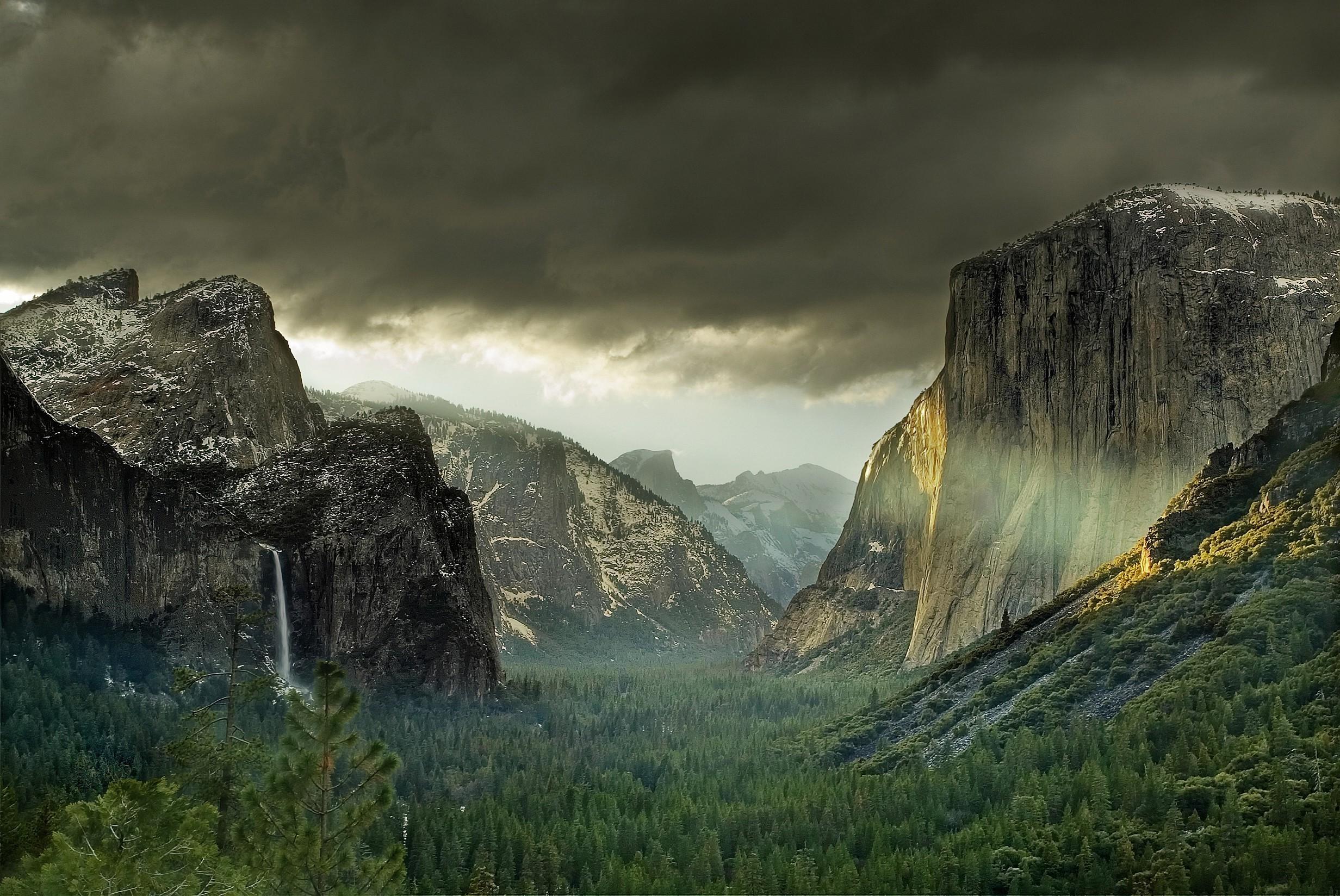 2464x1648 cliff mountain valley landscape wallpaper