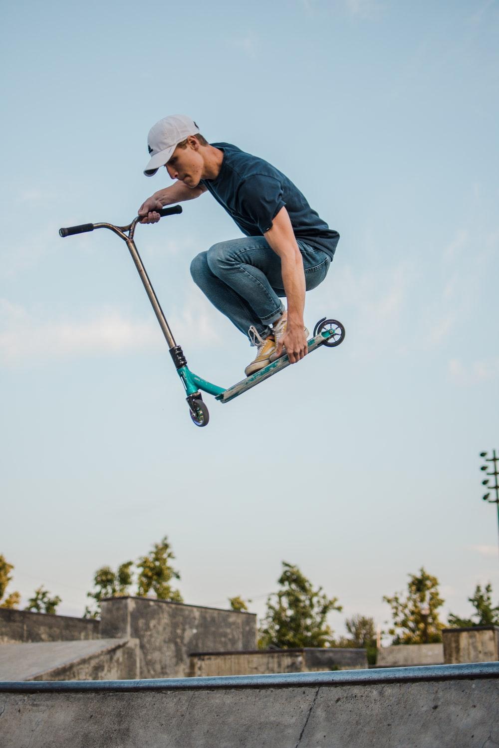 1000x1500 Scooter Trick Picture. Download Free Image