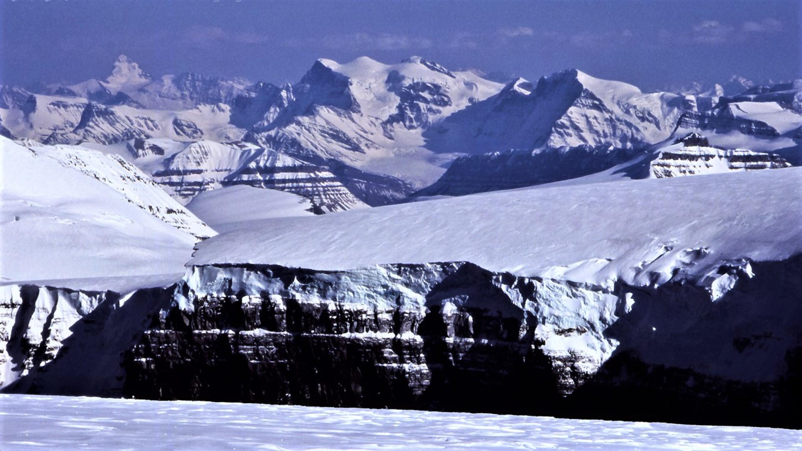 2560x1440 Canadian Rockies