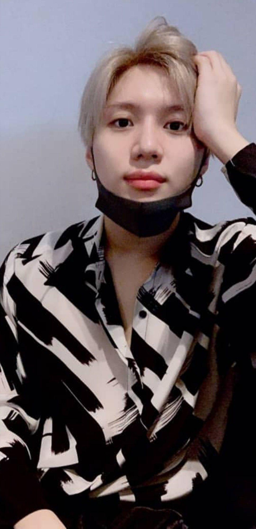 1080x2226 Taemin wallpaper. Taemin, Beautiful voice, Lee taemin