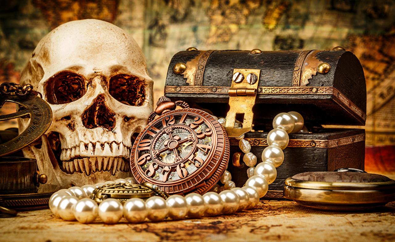 1280x784 Photo Skulls Treasure chest coffer Clock Jewelry