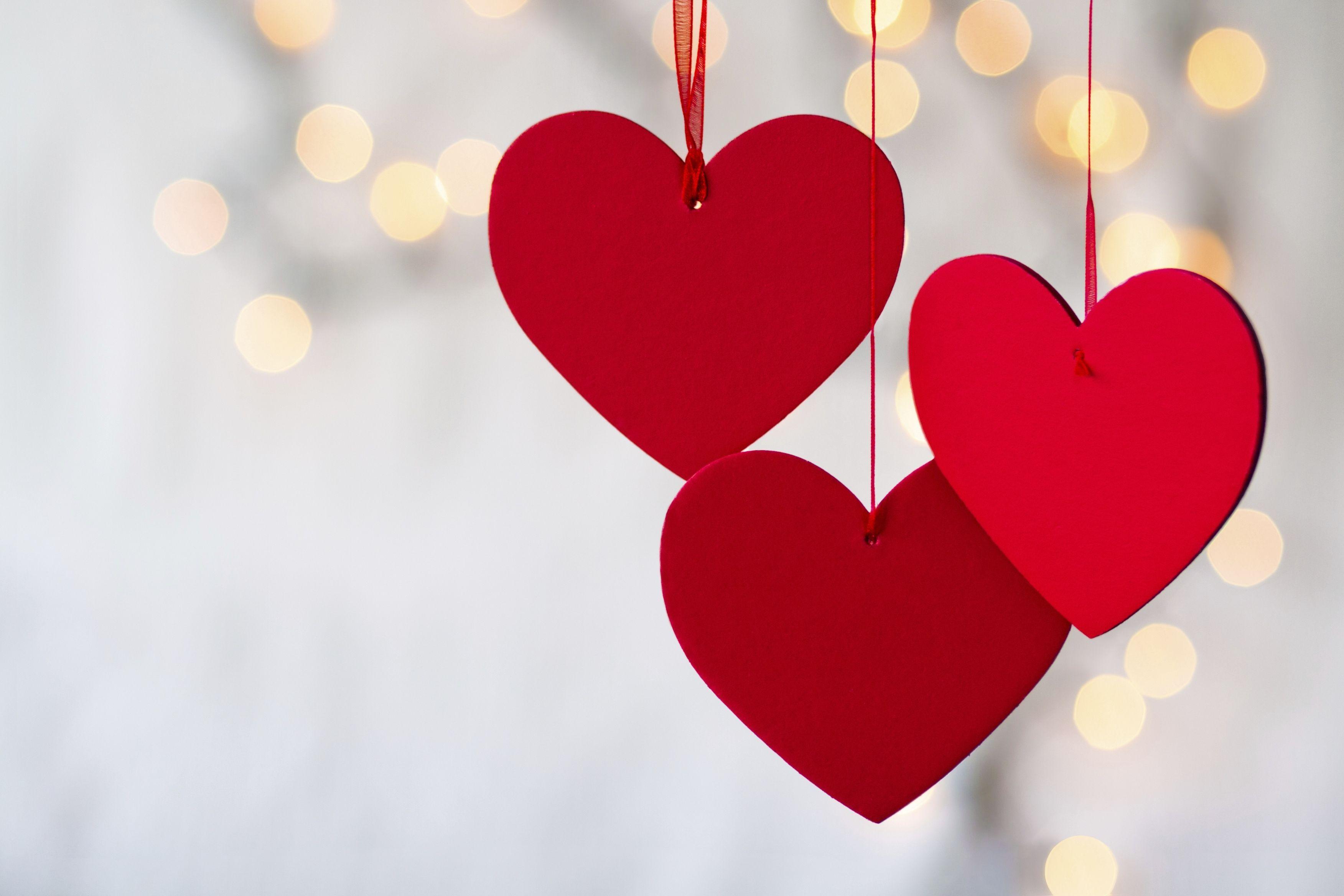 3504x2336 Rustic Valentines Day Wallpaper