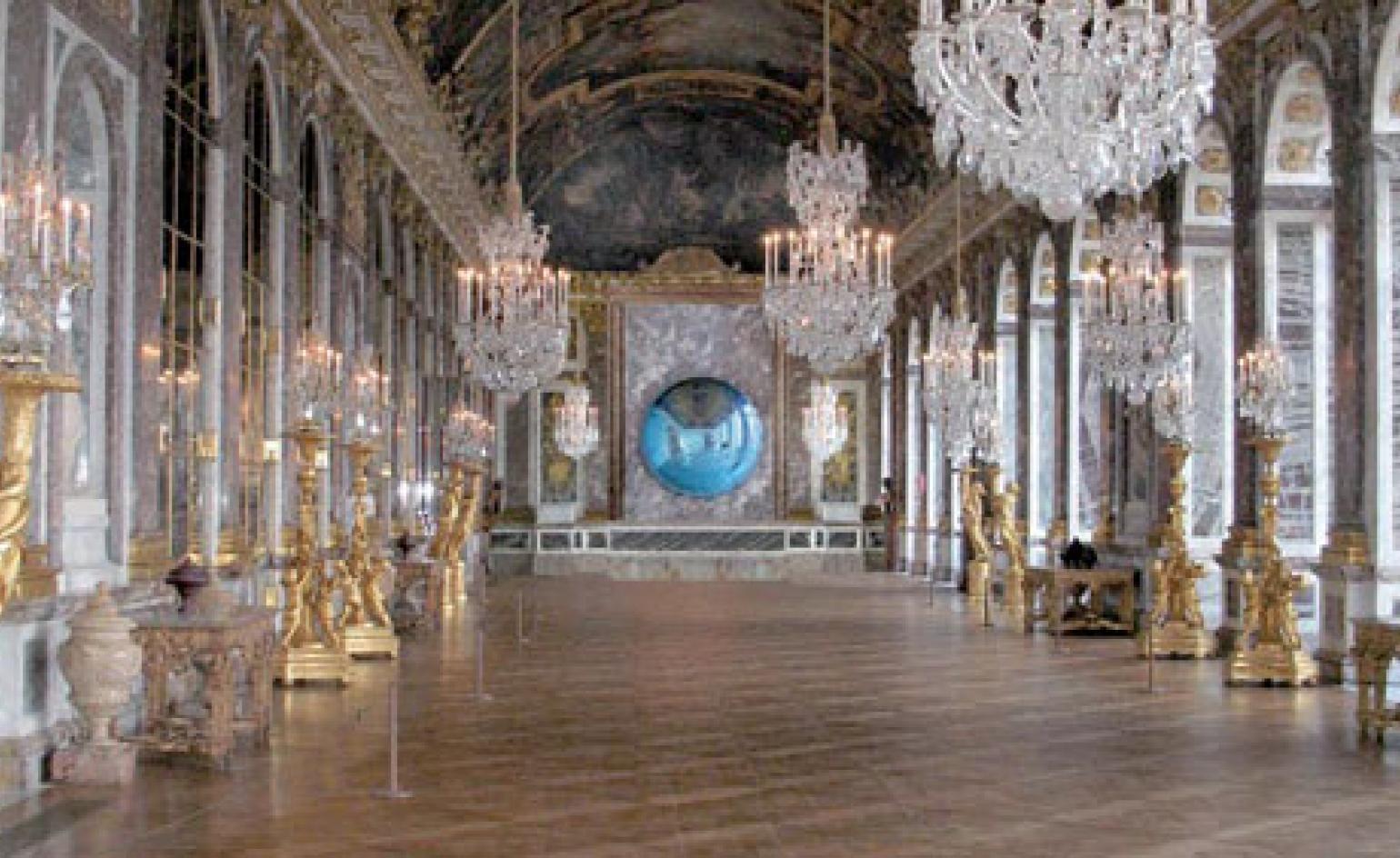 1540x944 Jeff Koons at Versailles. Wallpaper*