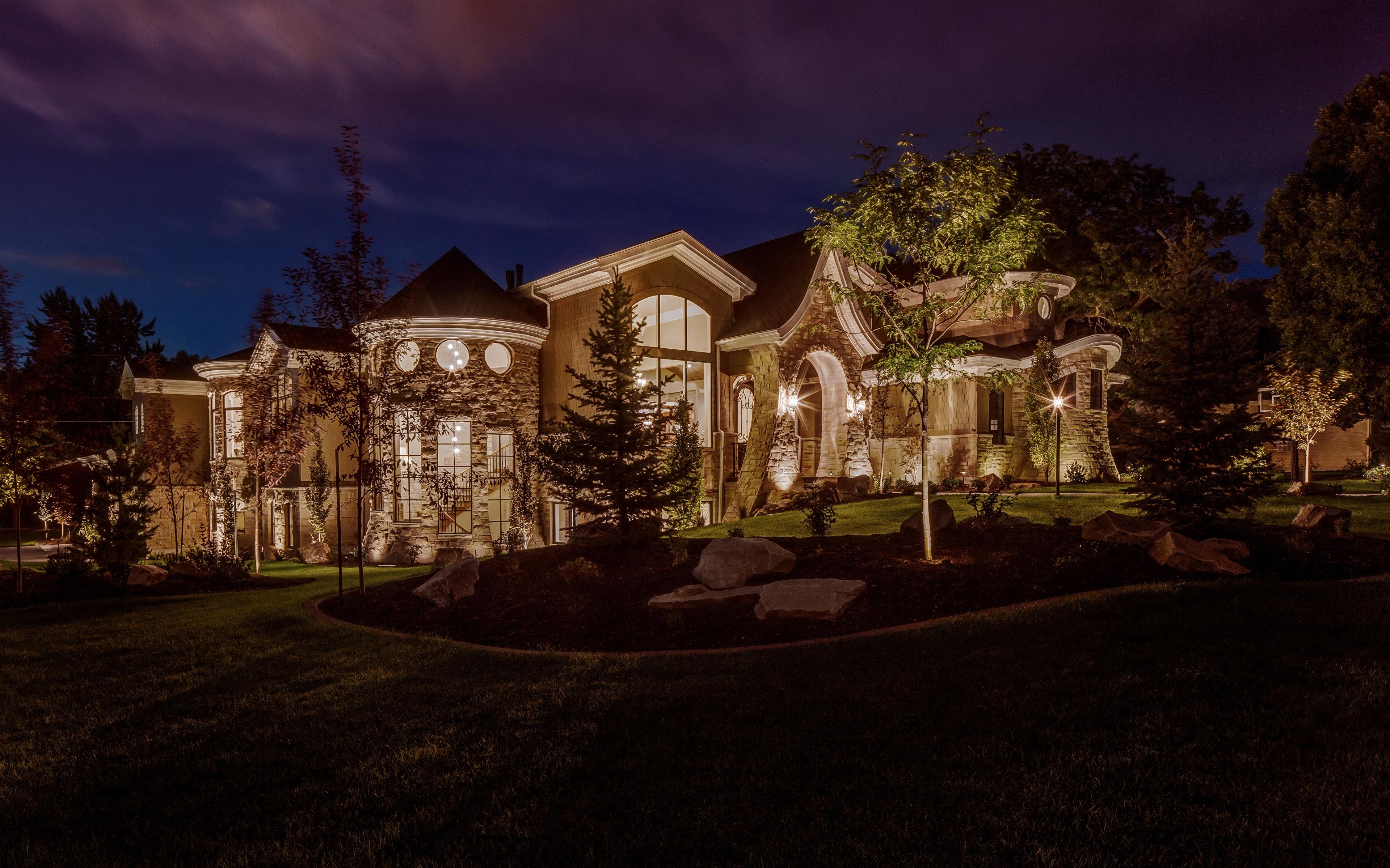 3840x2400 Photo USA Salt Lake City Utah Mansion Lawn Night Trees 3840x2400