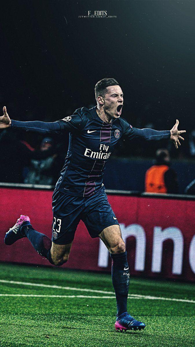 674x1200 Julian Draxler Wallpaper