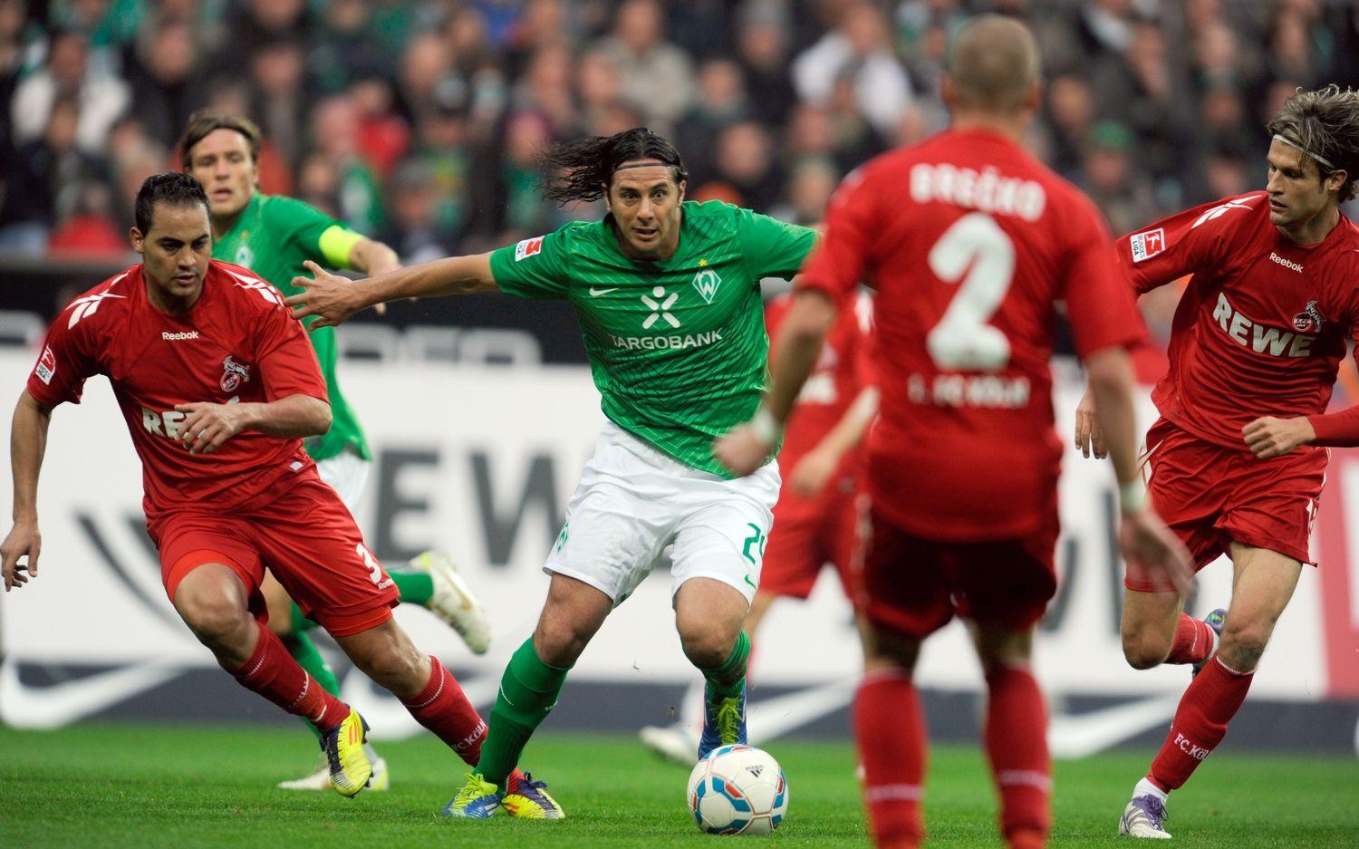 1500x937 football, League, Claudio Pizarro wallpaper desktop background