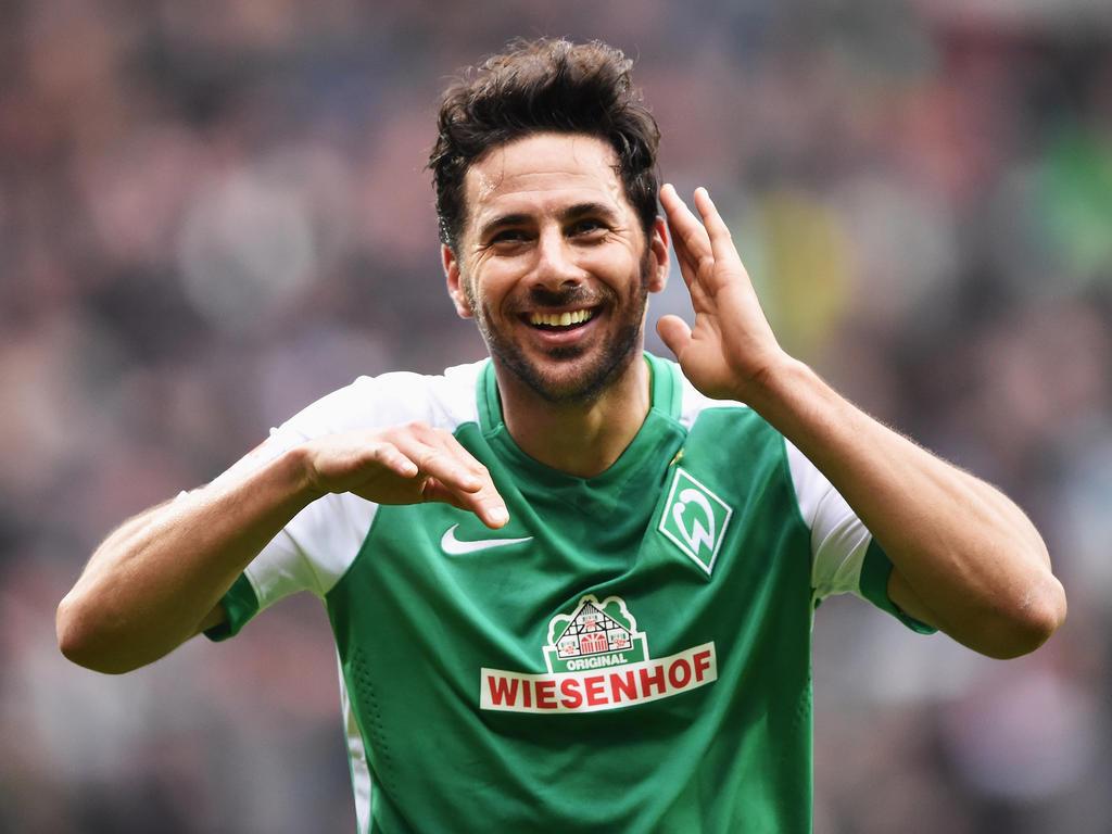 1024x768 Bundesliga News Evergreen Bremen striker Pizarro turns 40