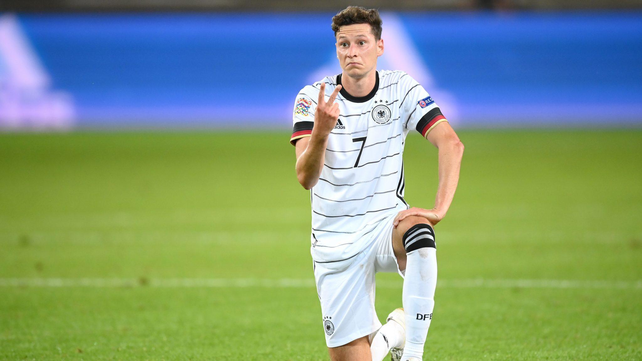 2048x1152 Leeds United make approach to sign Julian Draxler from PSG