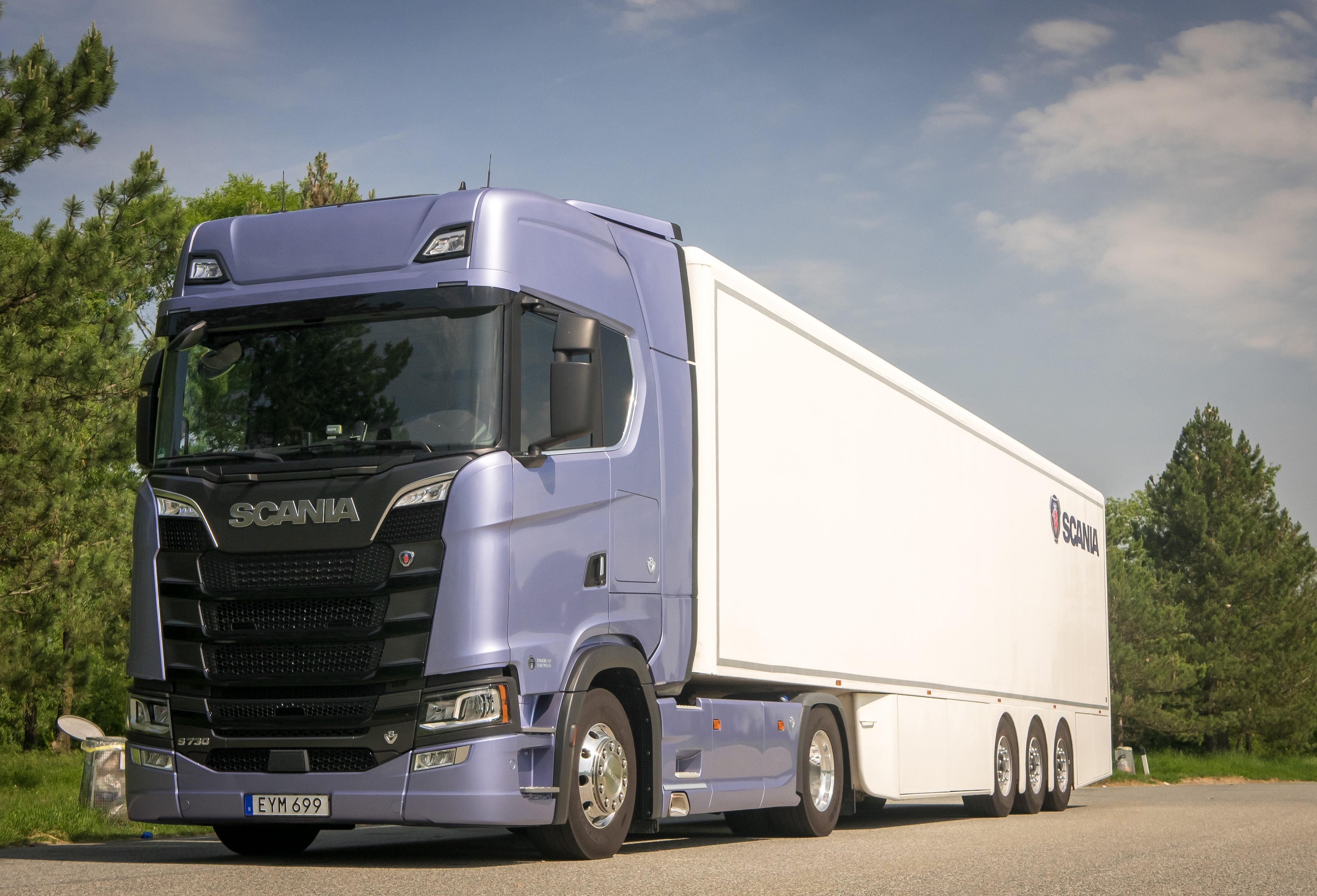4360x2966 Scania S730