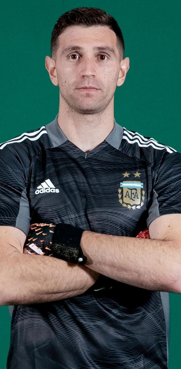 630x1280 Emiliano Martinez wallpaper