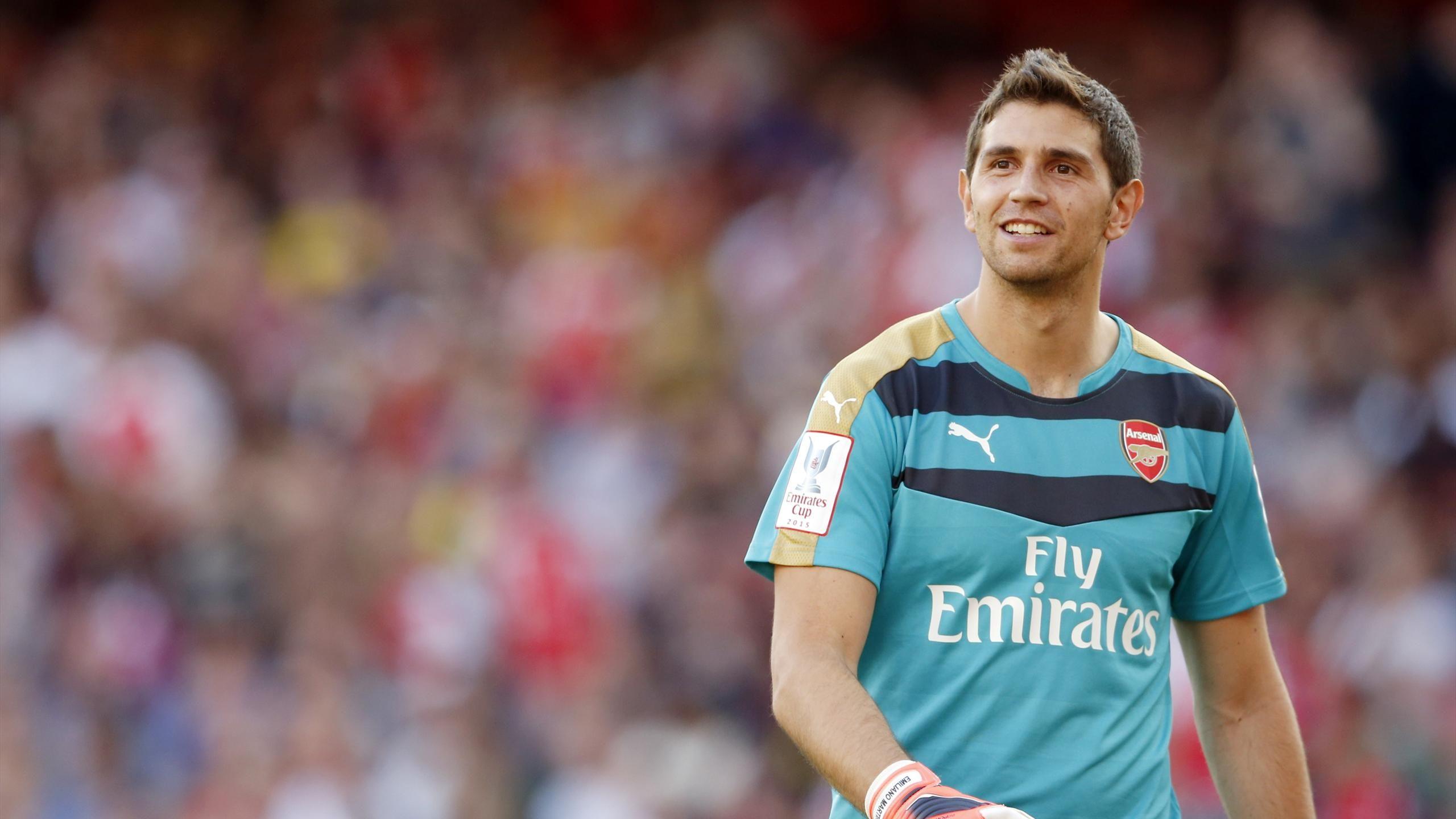 2560x1440 Emiliano Martinez vows to return stronger after swapping Arsenal for Getafe