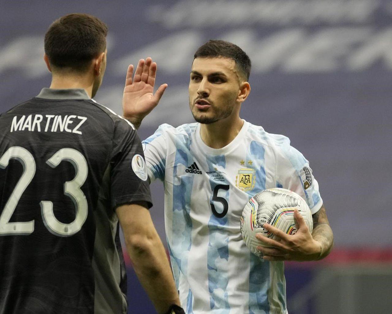 1280x1024 Argentina goalkeeper replaces Messi as hero for one night