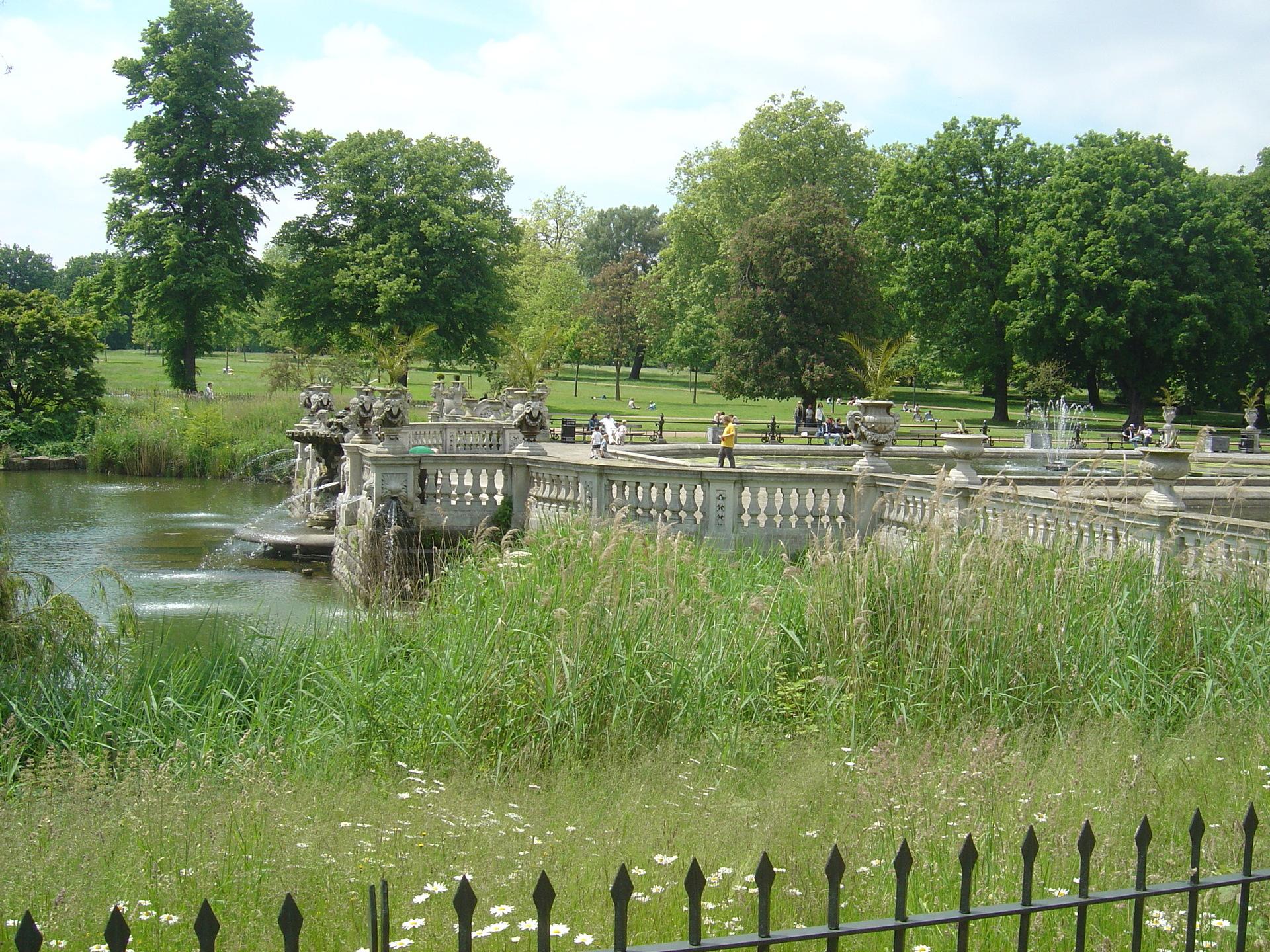 1920x1440 Hyde Park
