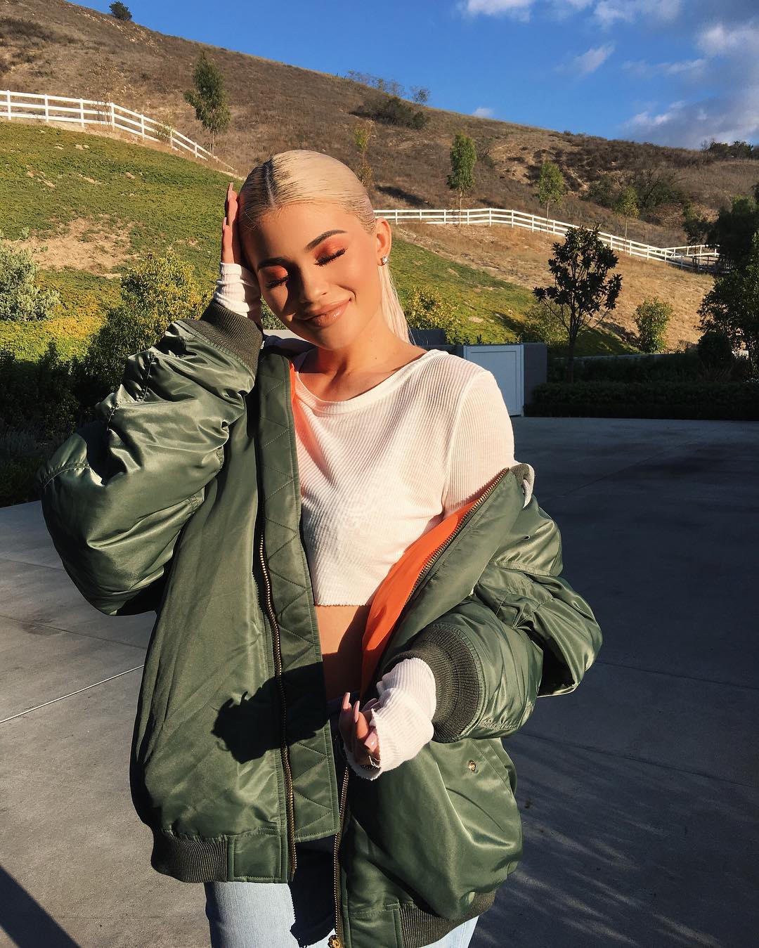 1080x1349 Kylie Jenner Wallpaper Tumblr