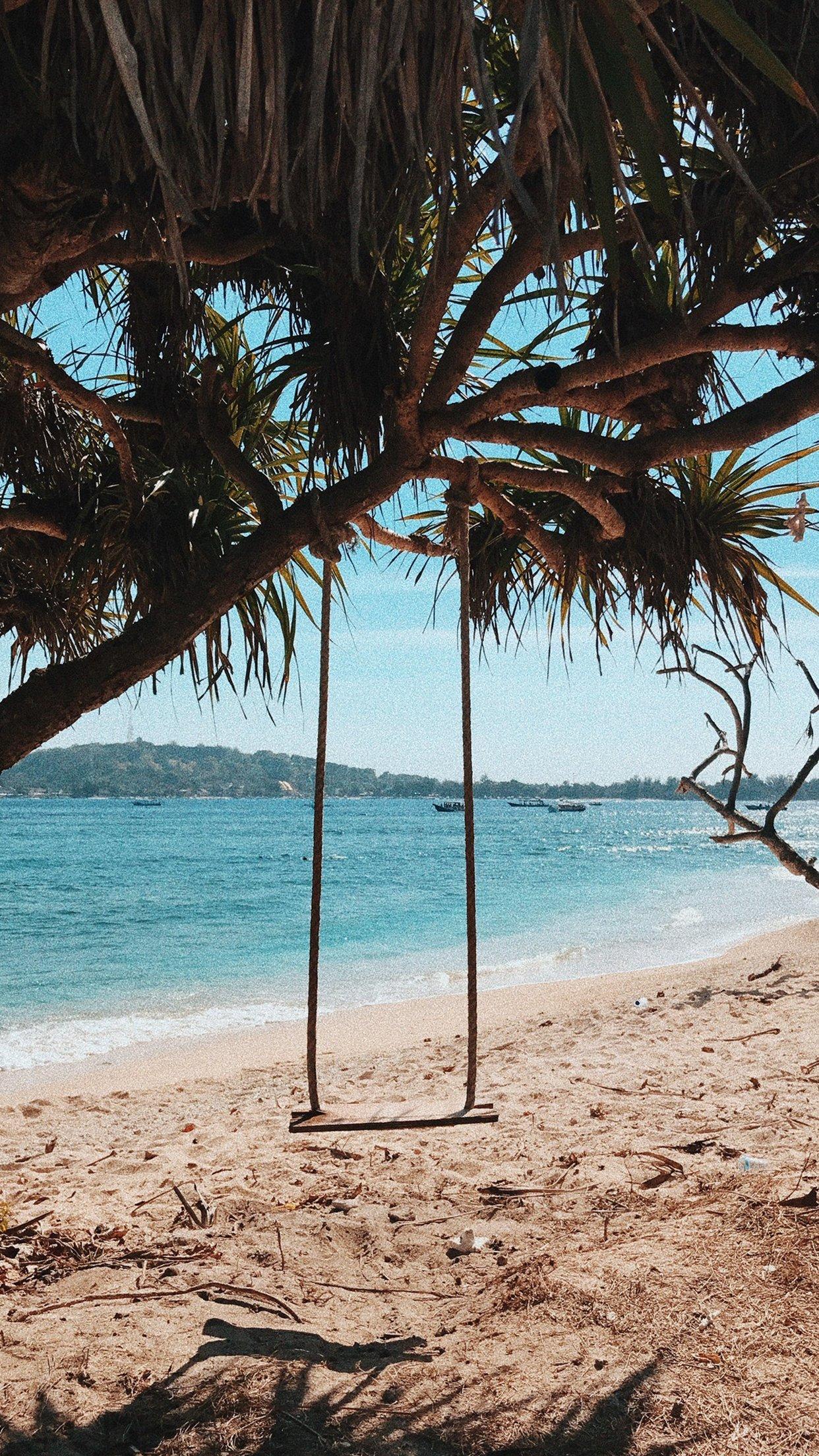 1242x2208 Tropical Escape: 10 free Wallpaper downloads
