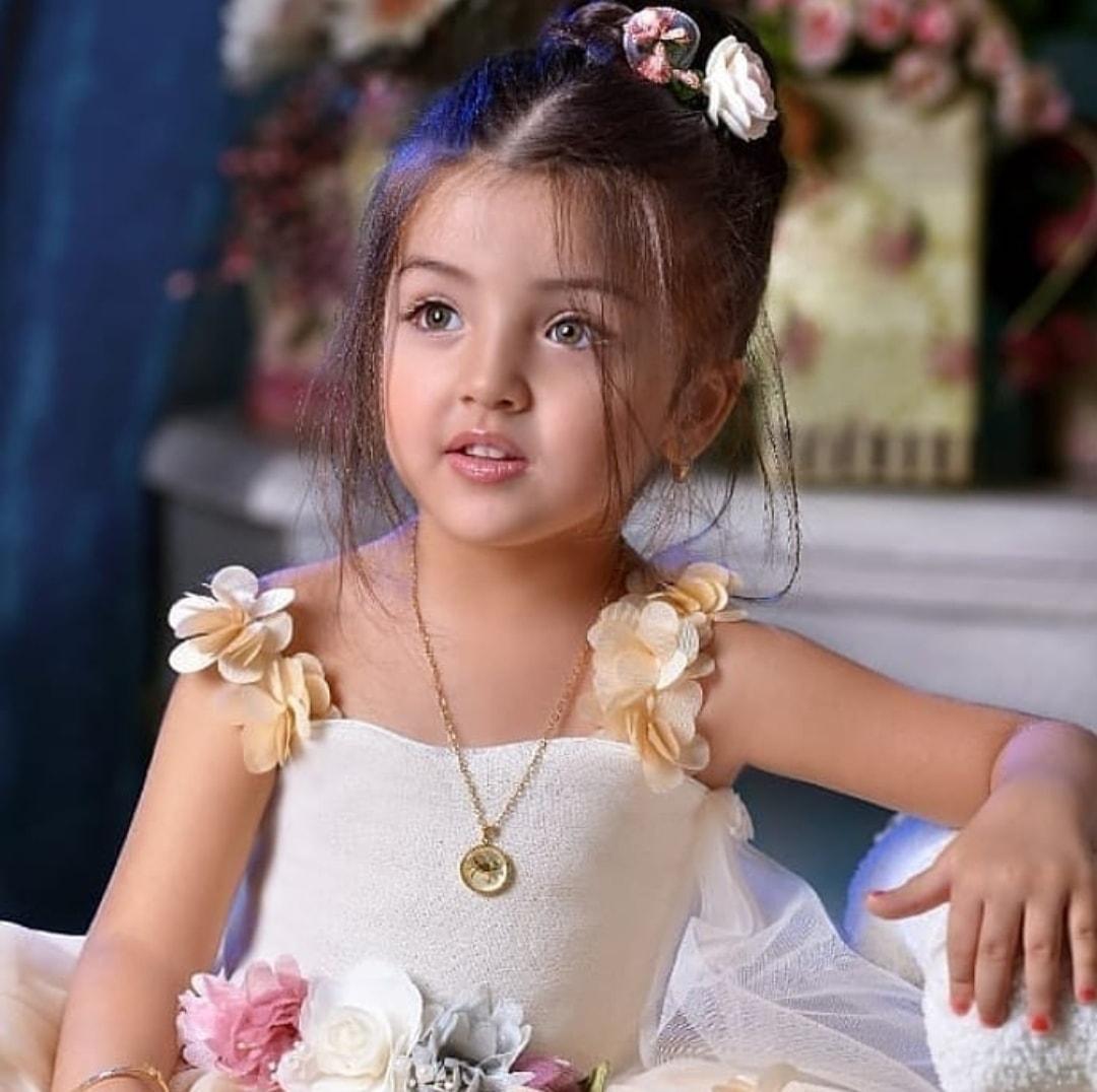 1080x1076 Cute Baby Girl Pics