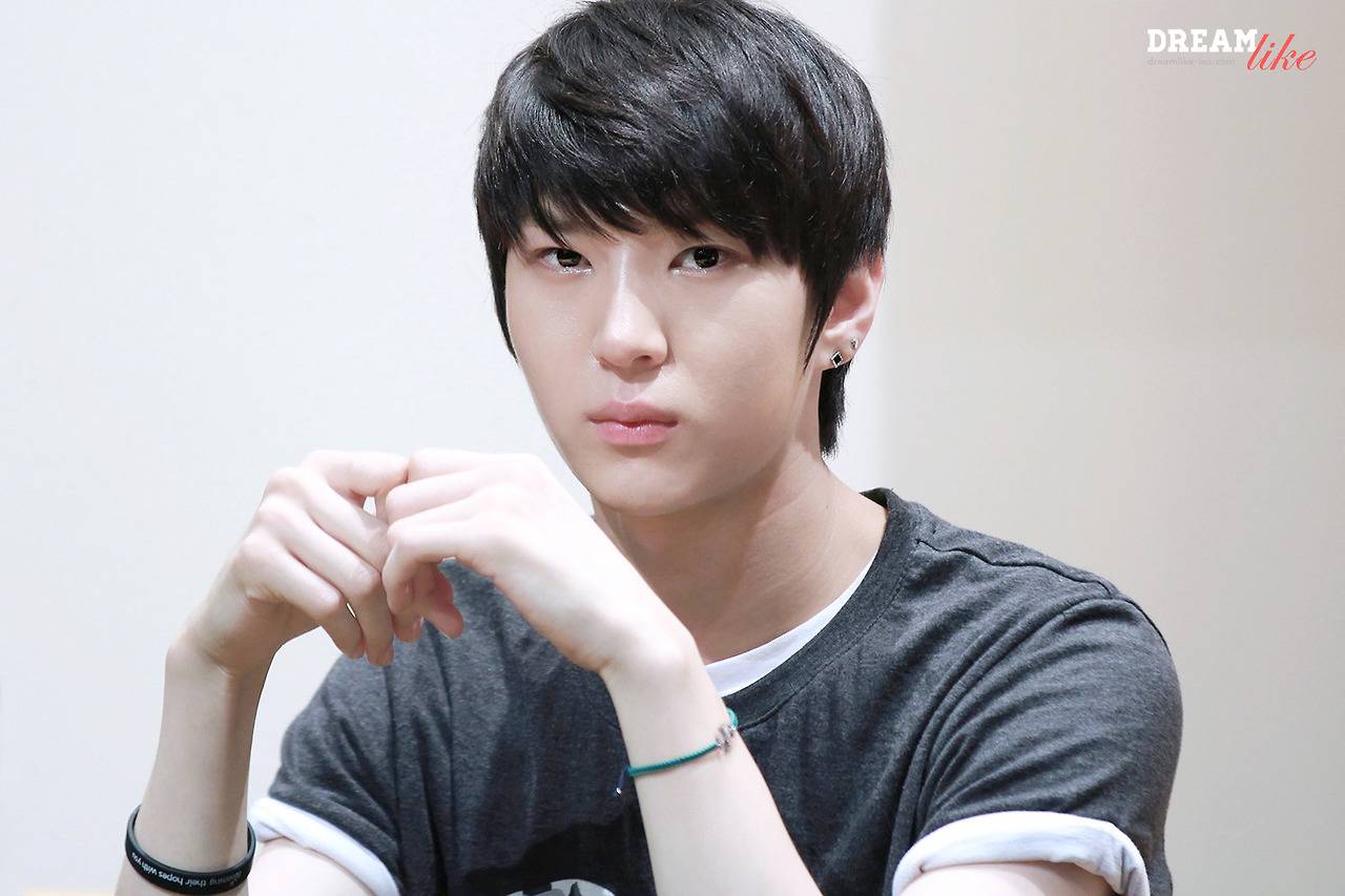 1280x853 Free download Leo 175 VIXX Picture [1280x853] for your Desktop, Mobile & Tablet. Explore VIXX Leo Wallpaper. VIXX Leo Wallpaper, Leo Wallpaper, TMNT Leo Wallpaper