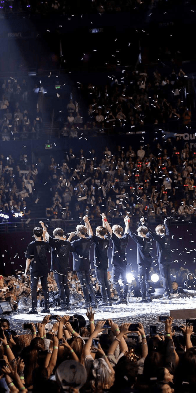 640x1280 BTS Concert Wallpaper