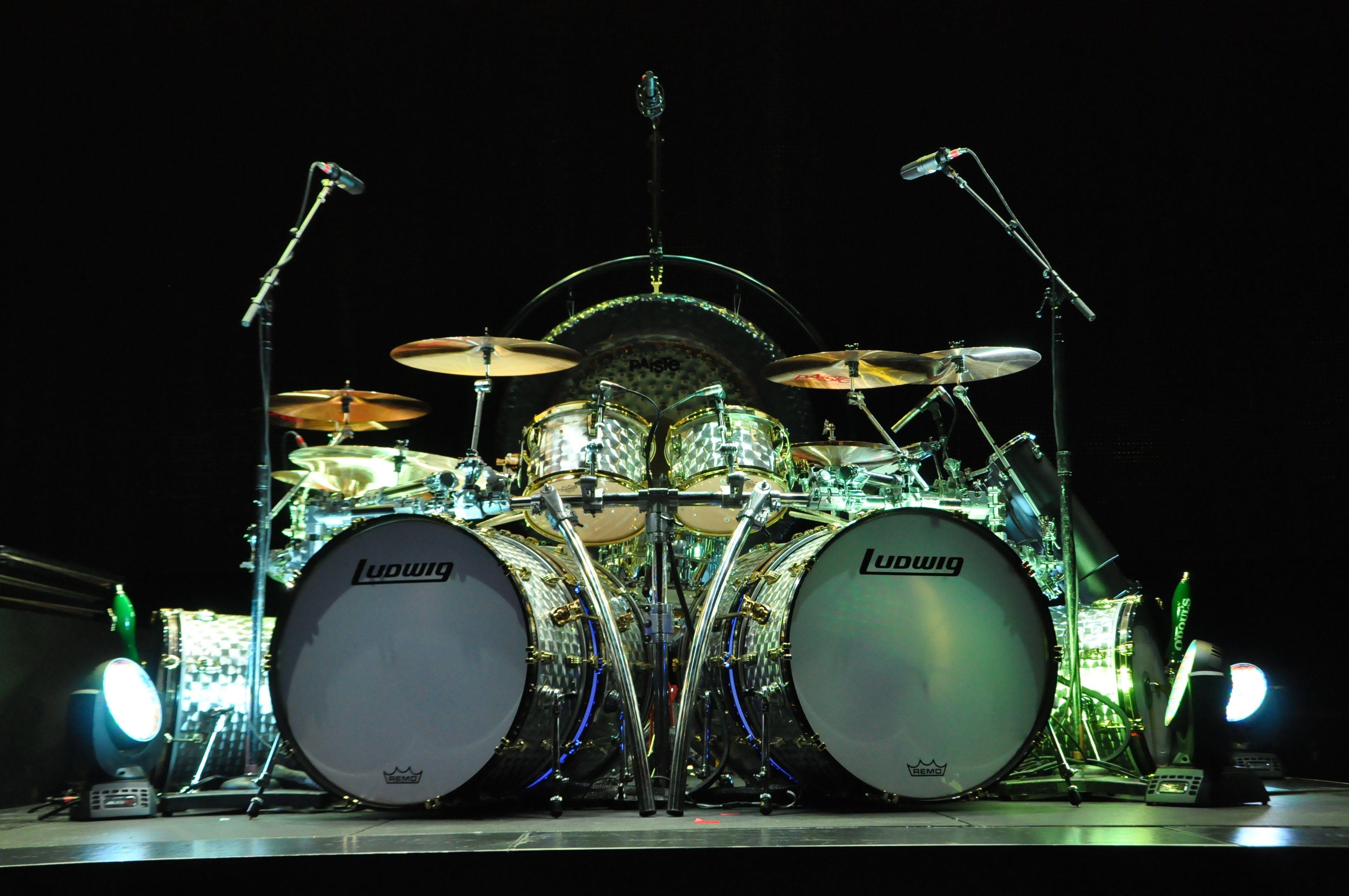 4288x2848 drum #drums #kit #music #set K #wallpaper #hdwallpaper #desktop. Drums wallpaper, Drum kits, Drum and bass