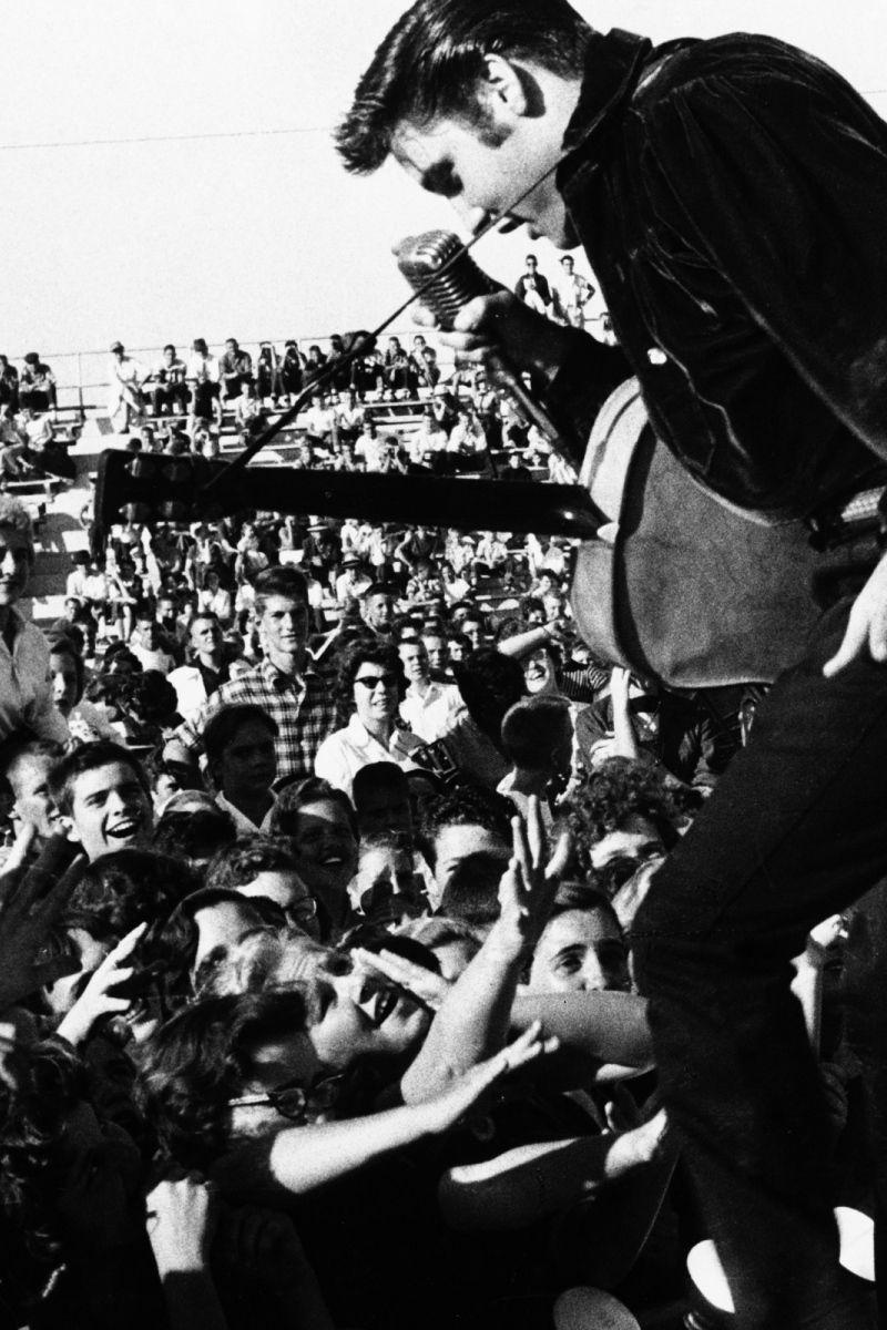 800x1200 Elvis Presley Wallpaper iPhone