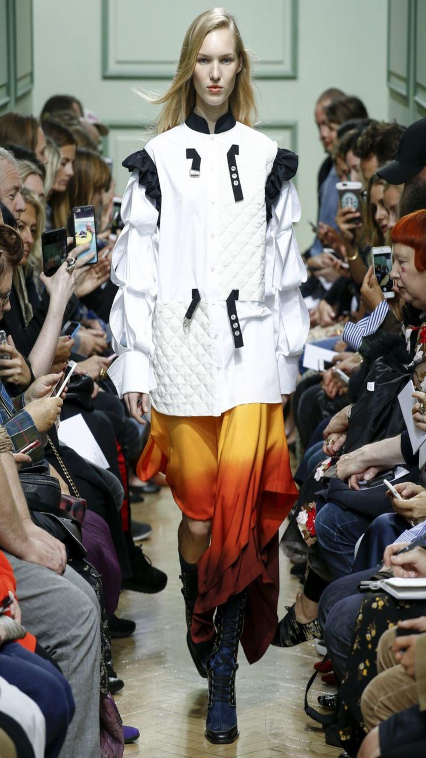 1440x2560 5d94c The Collections of London Fashion Week