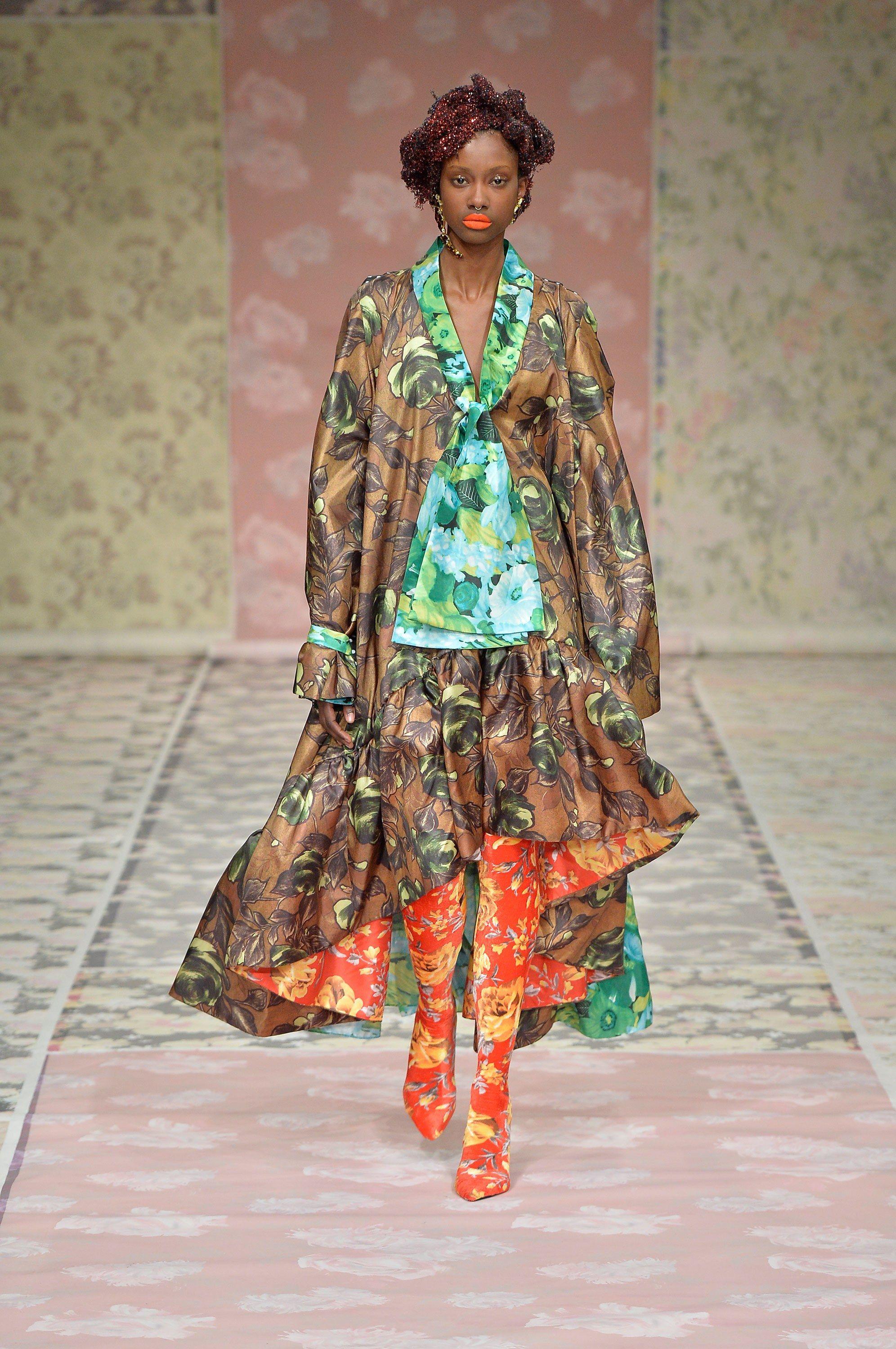 1992x3000 Richard Quinn Fall 2018 Ready To Wear Collection