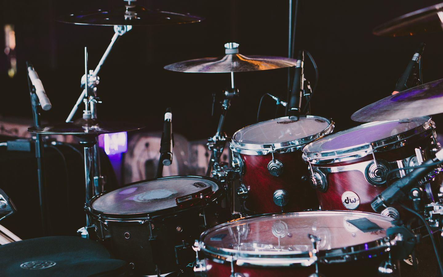 1440x900 Download wallpaper 1440x900 drum, drum set, drum kit, musical instrument widescreen 16:10 HD background